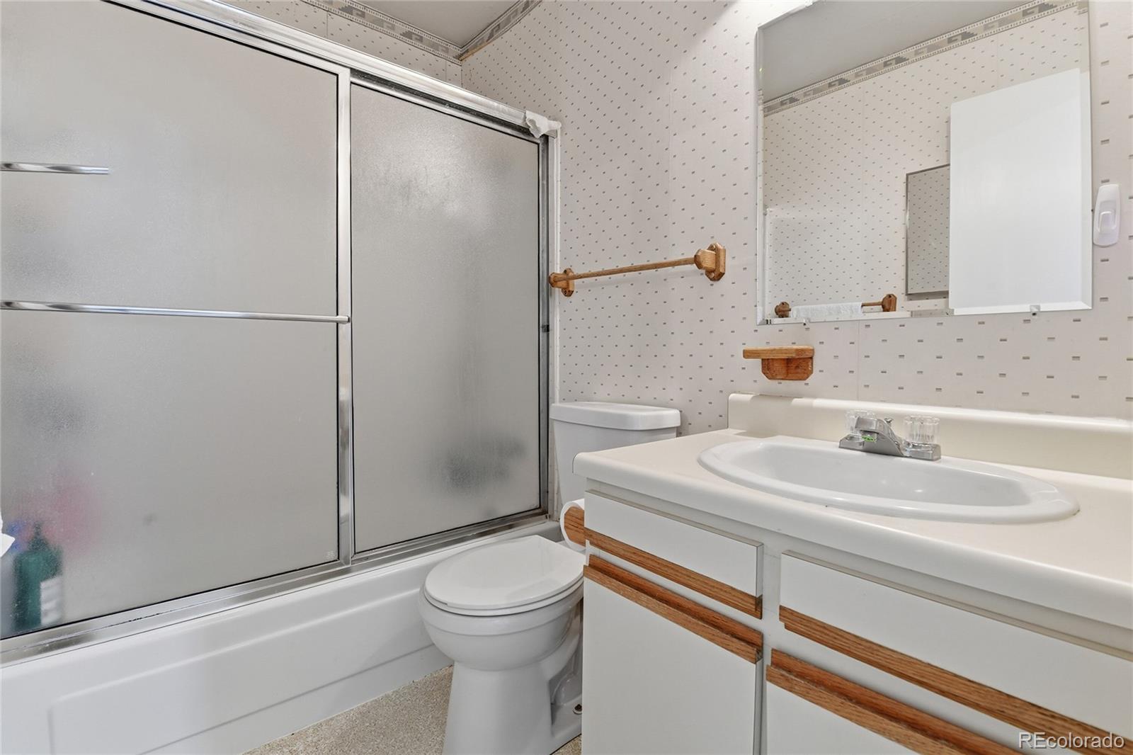 MLS Image #9 for 6352 e mississippi avenue ,denver, Colorado