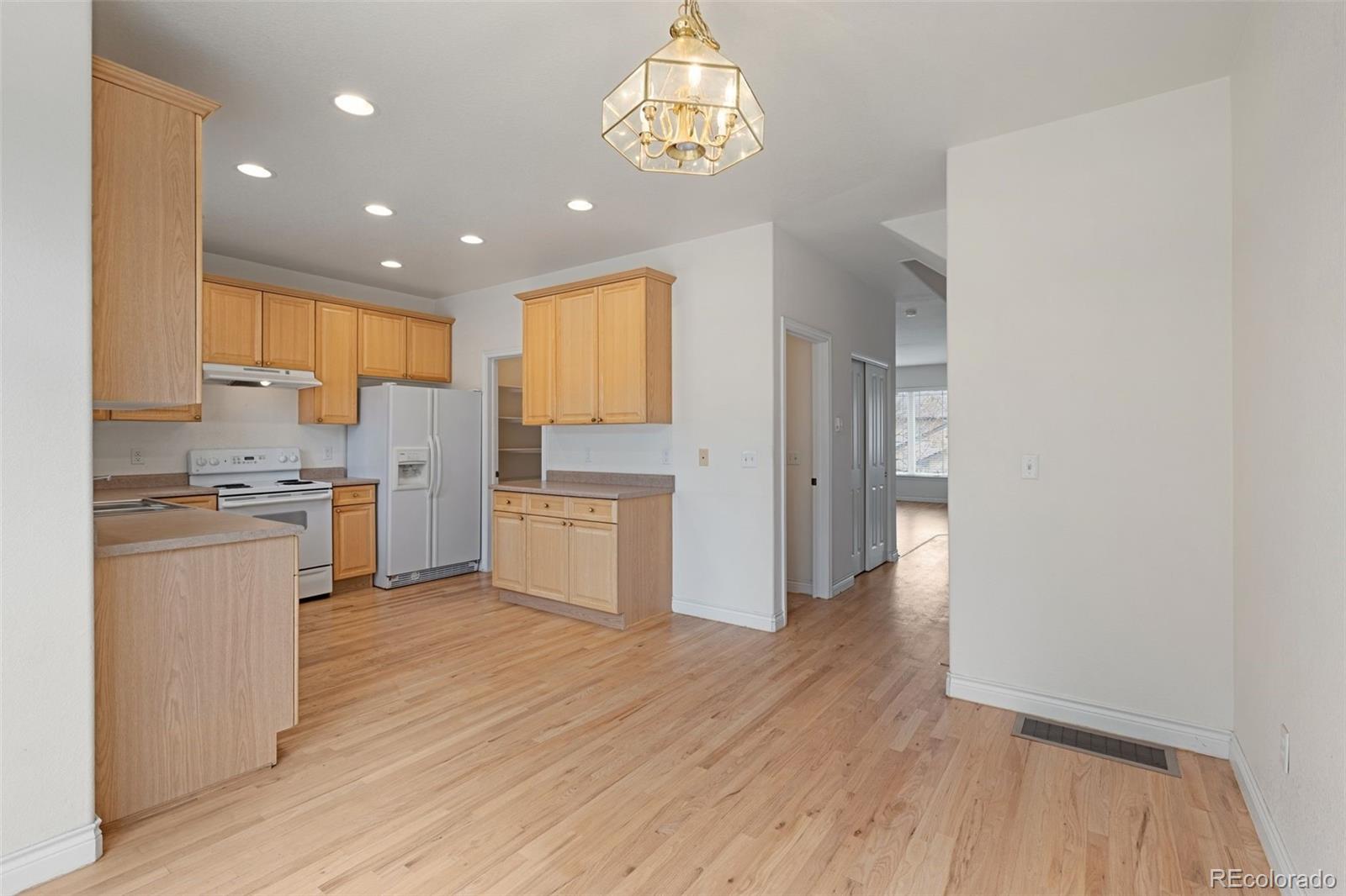 MLS Image #11 for 11288 w radcliffe drive,littleton, Colorado