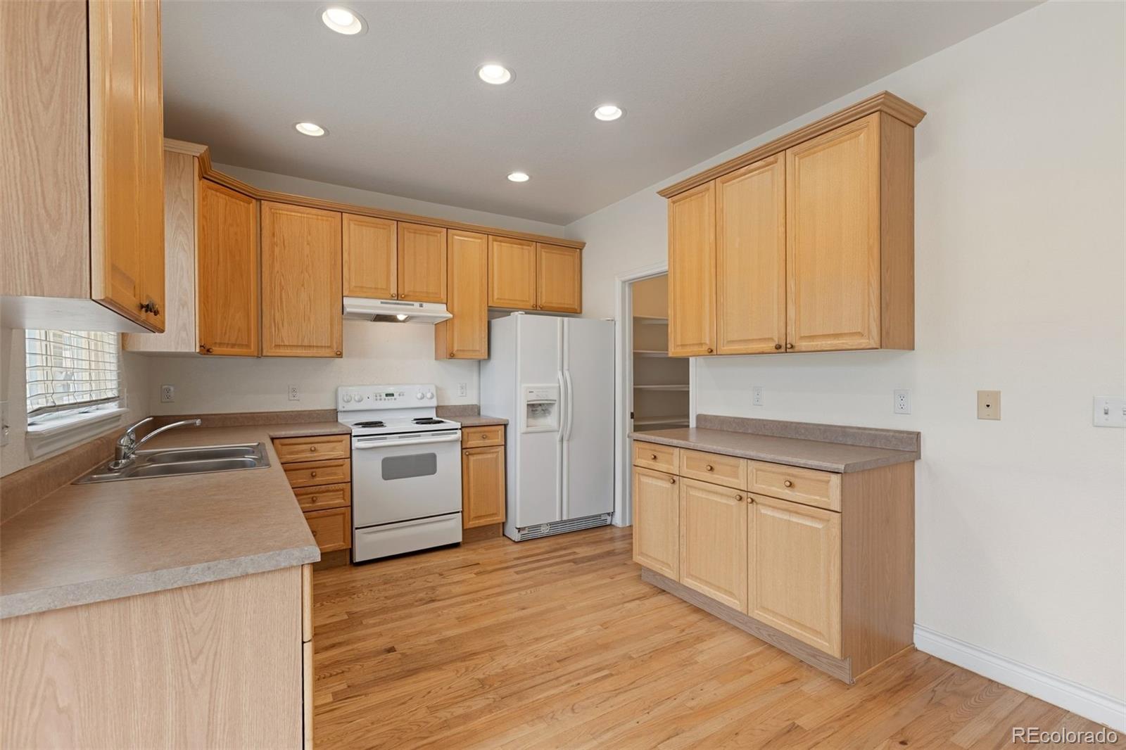 MLS Image #13 for 11288 w radcliffe drive,littleton, Colorado