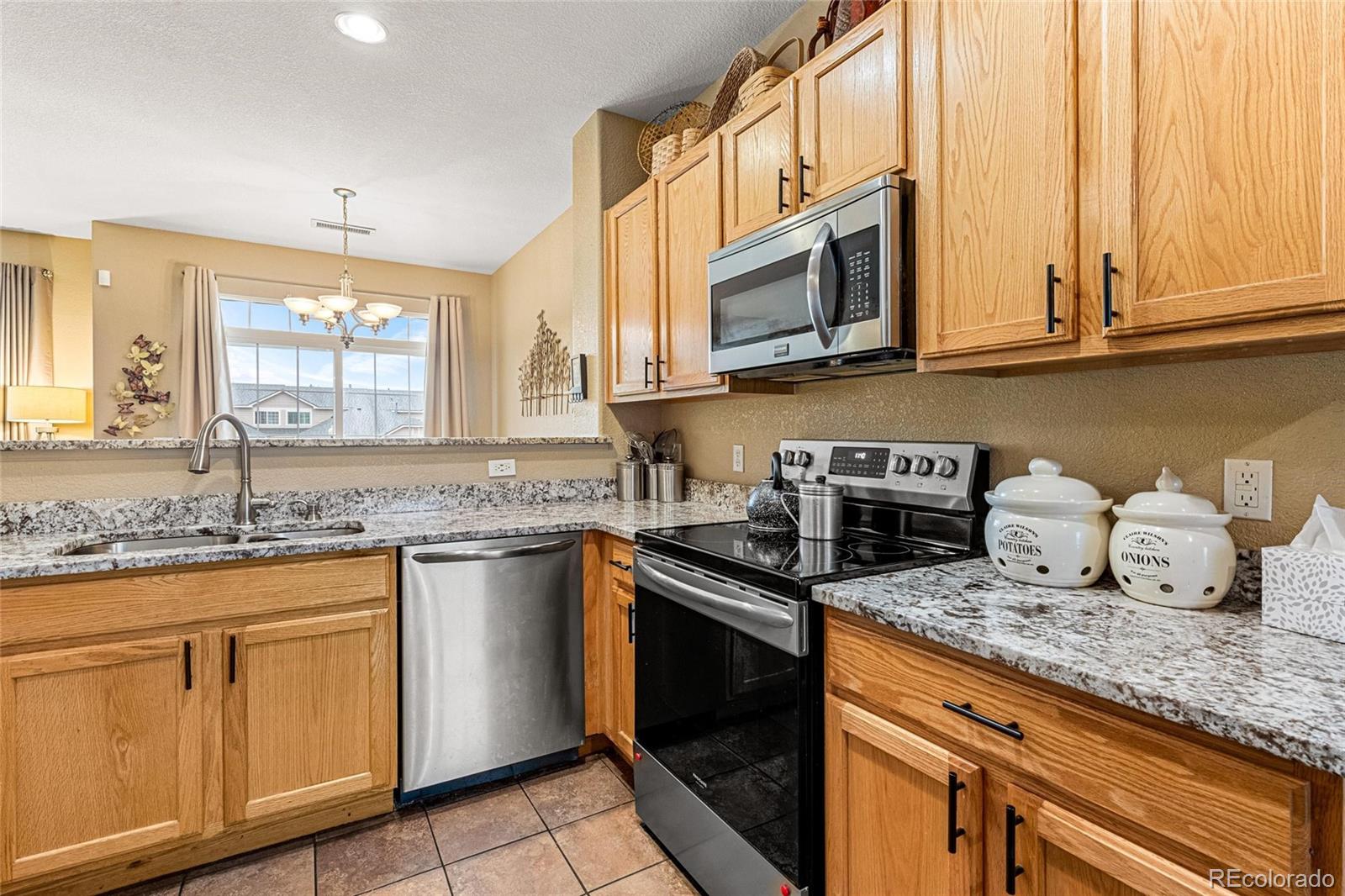 MLS Image #10 for 20405 e quincy drive,centennial, Colorado