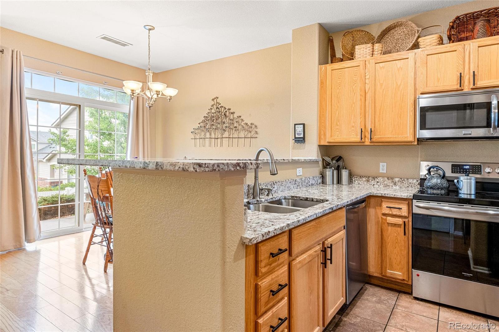 MLS Image #6 for 20405 e quincy drive,centennial, Colorado