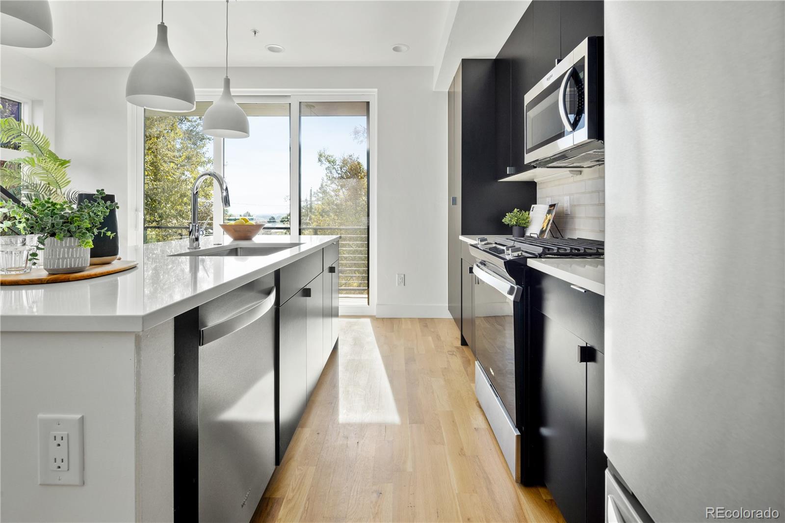 MLS Image #7 for 1682  tabor street,lakewood, Colorado