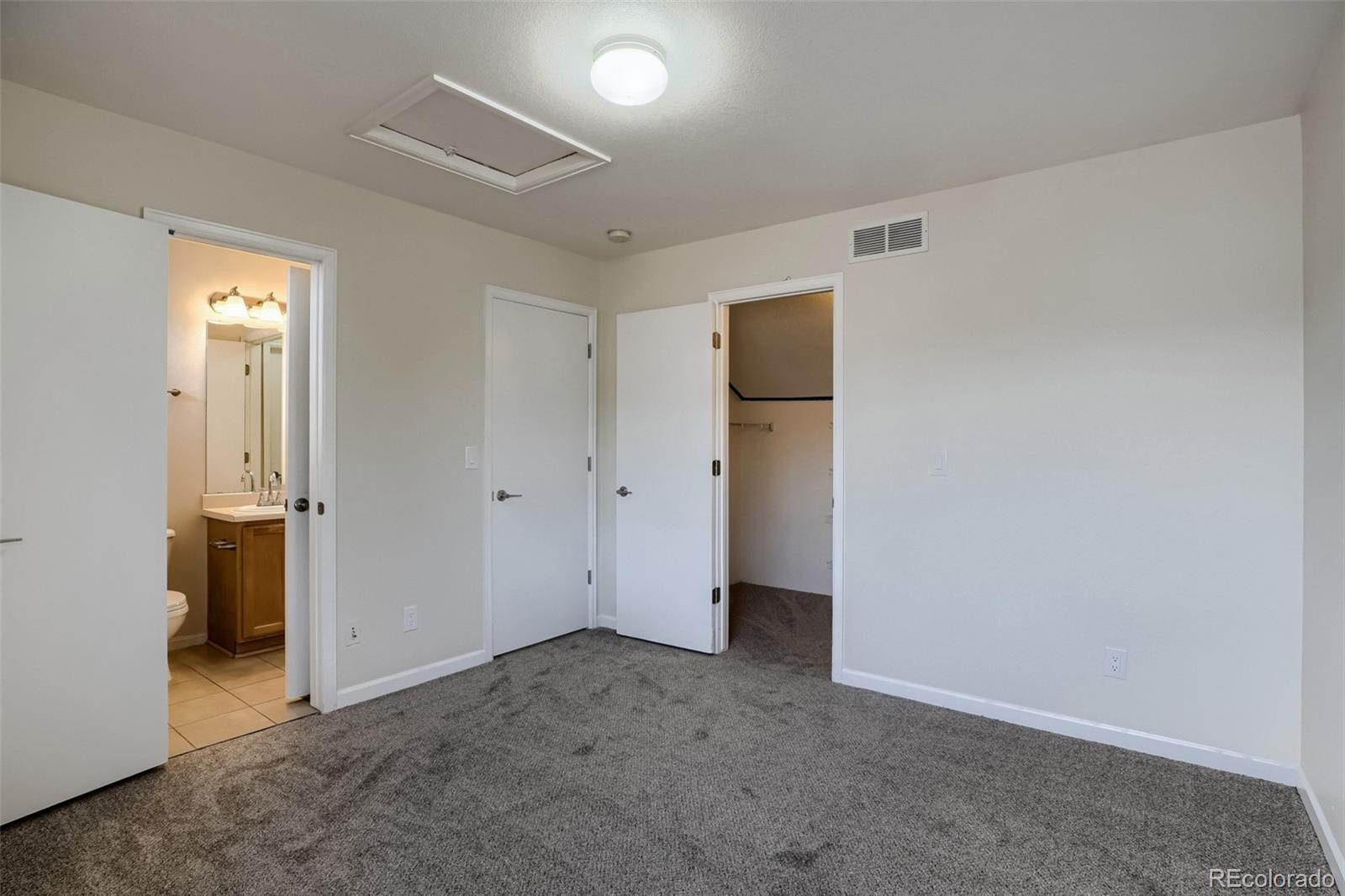 MLS Image #13 for 21434 e 47th avenue,denver, Colorado