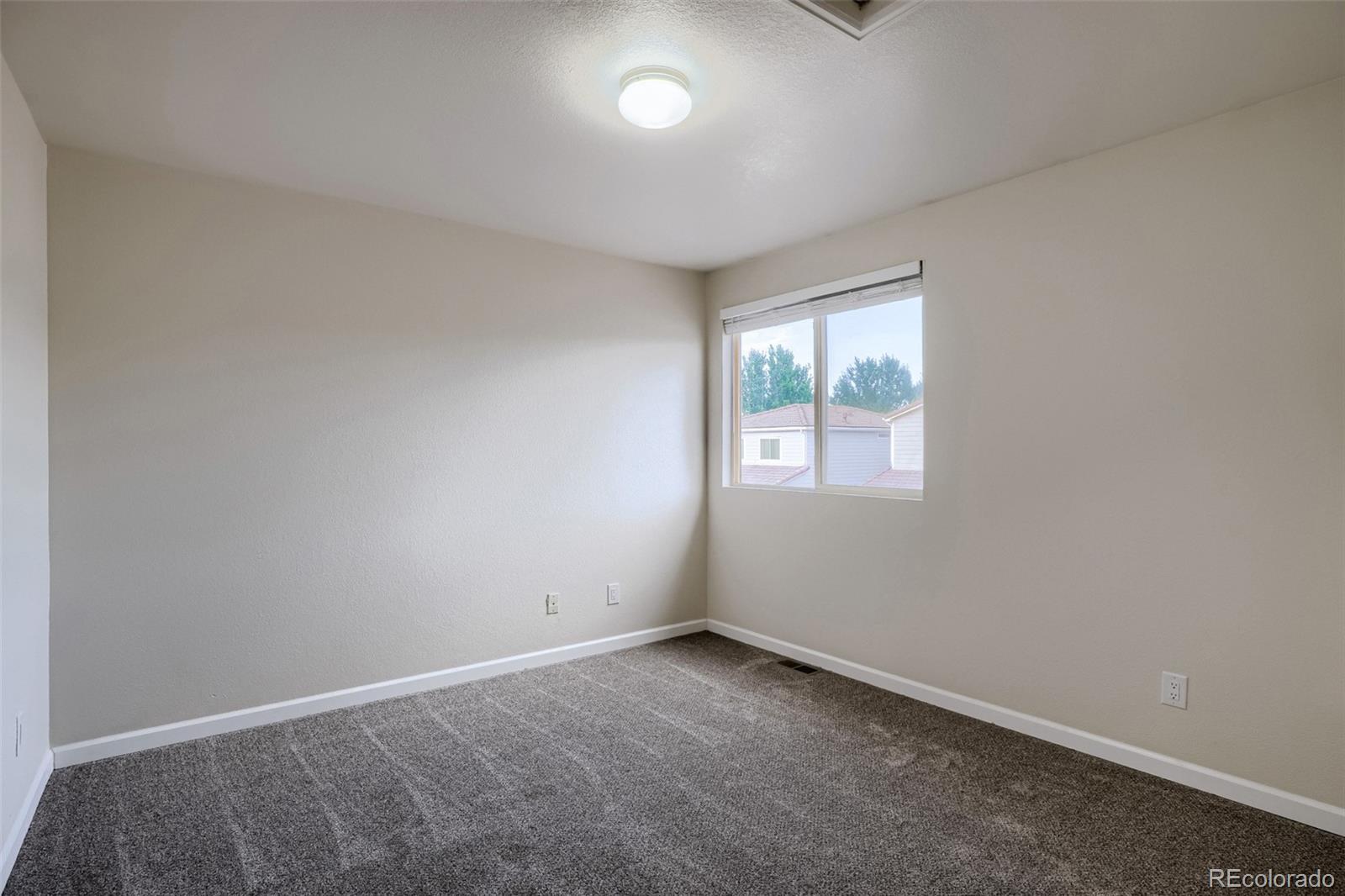 MLS Image #14 for 21434 e 47th avenue,denver, Colorado