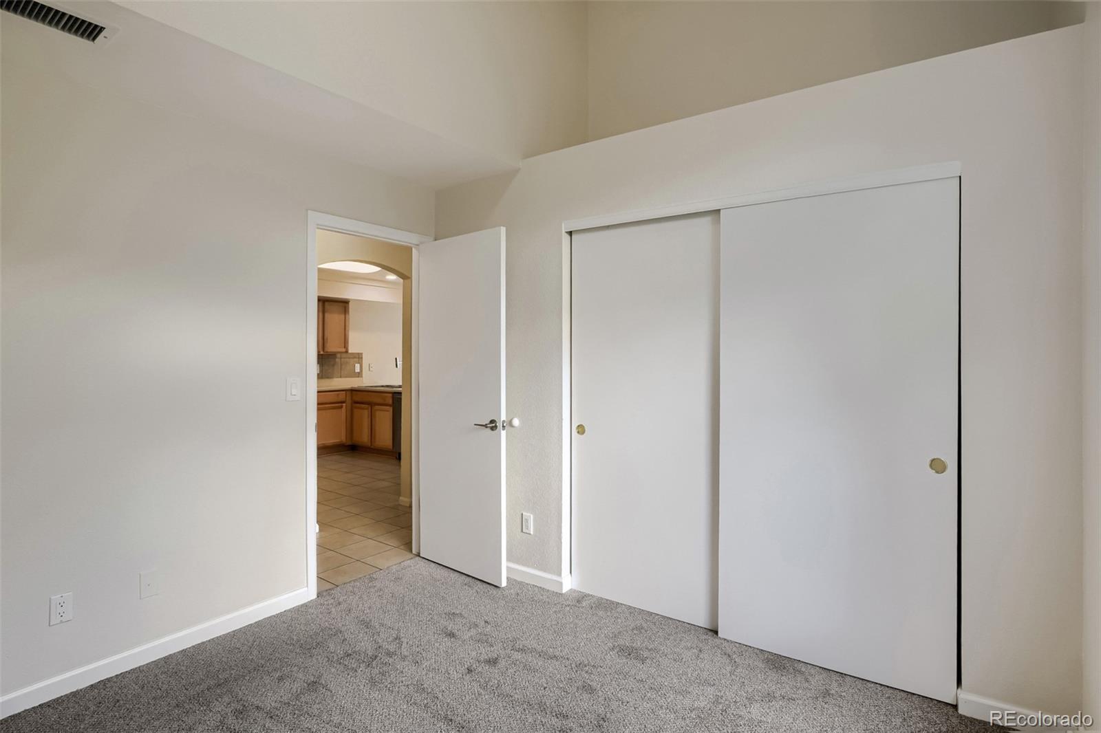 MLS Image #16 for 21434 e 47th avenue,denver, Colorado