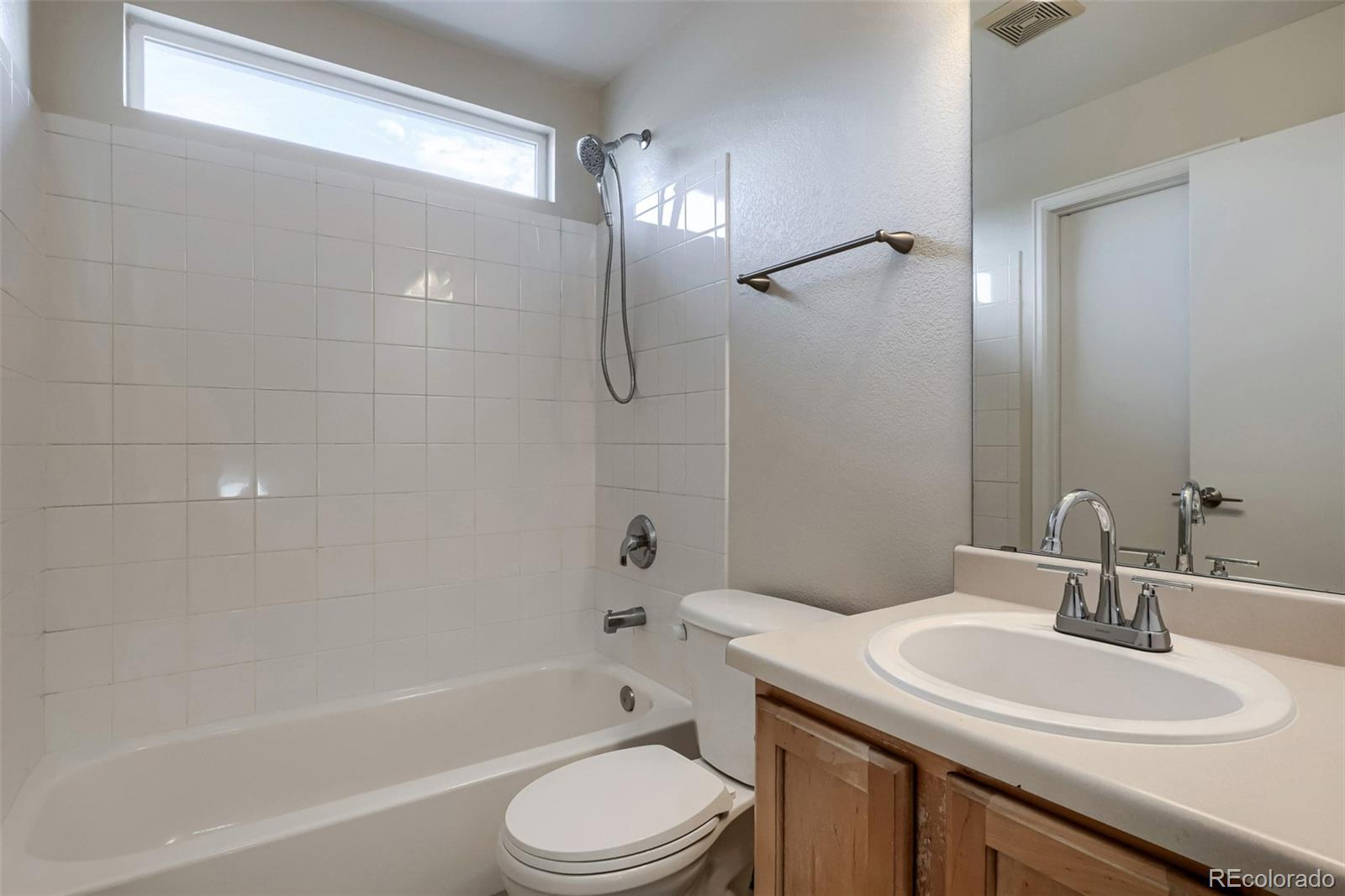 MLS Image #19 for 21434 e 47th avenue,denver, Colorado