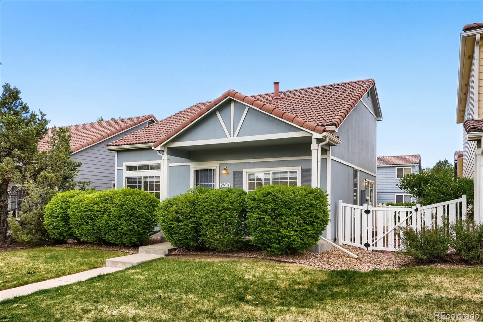 MLS Image #2 for 21434 e 47th avenue,denver, Colorado