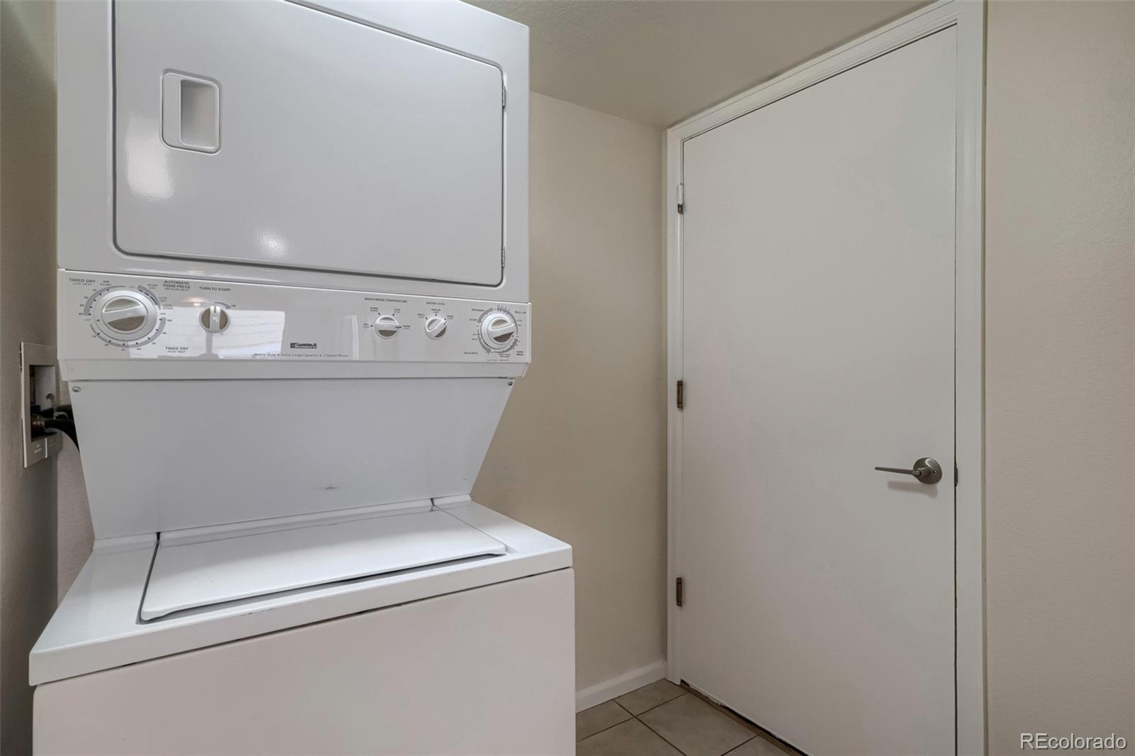 MLS Image #22 for 21434 e 47th avenue,denver, Colorado