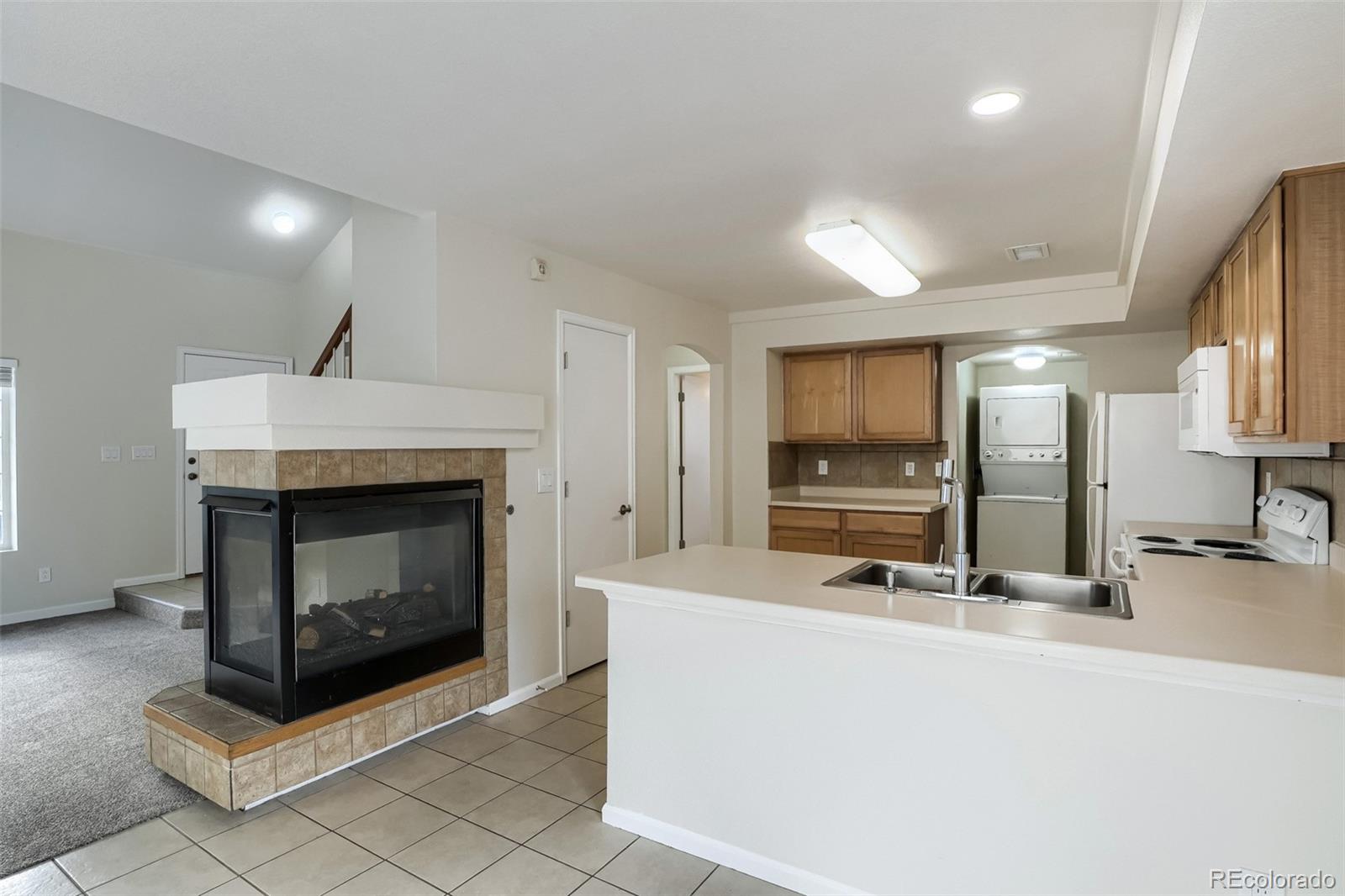 MLS Image #3 for 21434 e 47th avenue,denver, Colorado