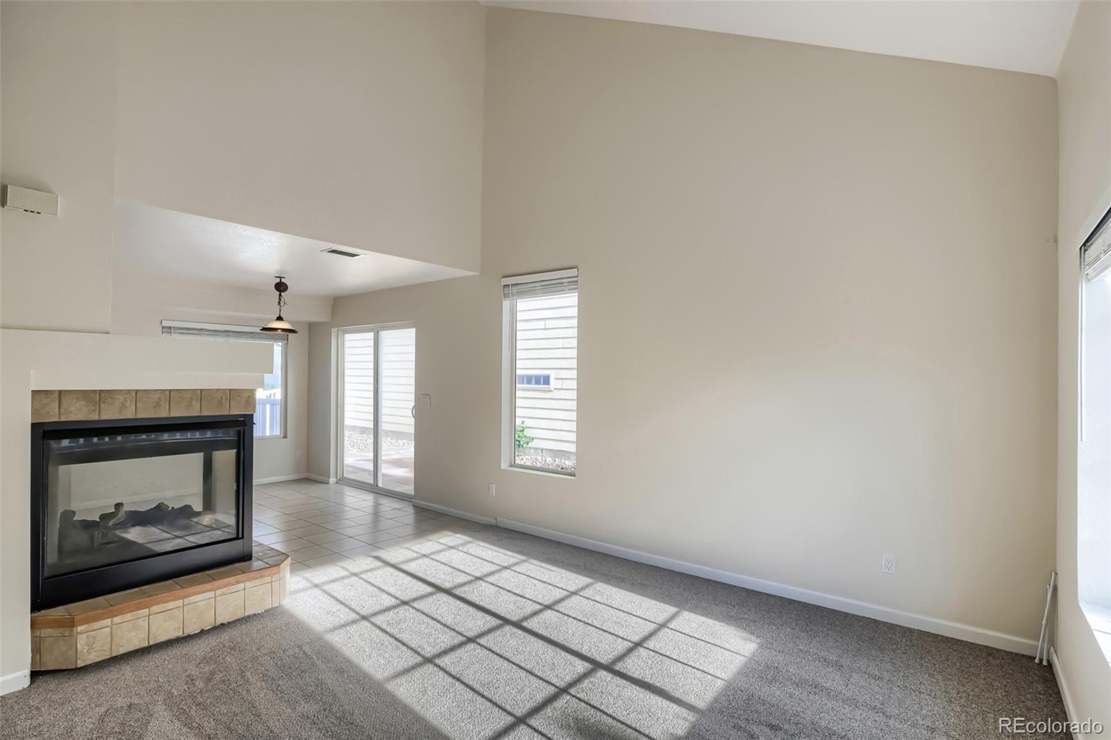MLS Image #7 for 21434 e 47th avenue,denver, Colorado