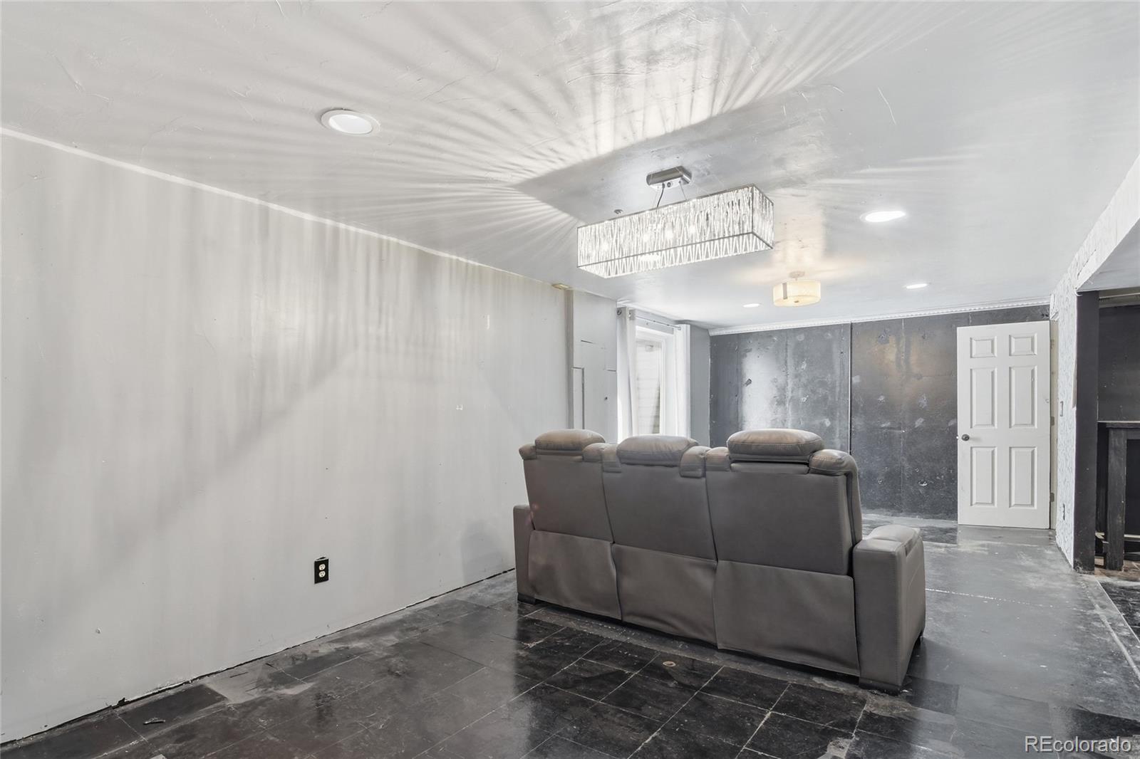 MLS Image #23 for 3093 s olathe way,aurora, Colorado