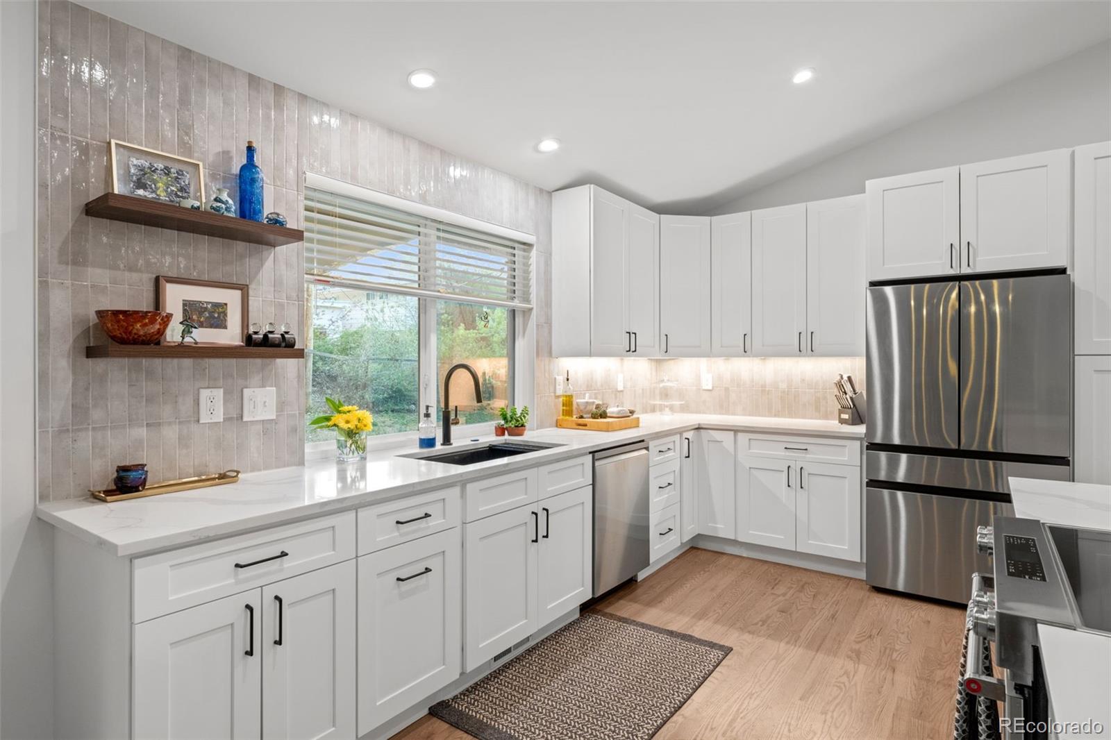 MLS Image #15 for 813 w geddes circle,littleton, Colorado