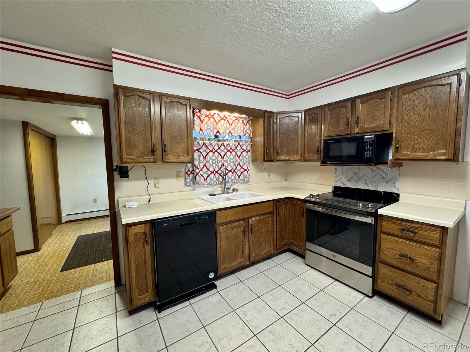 MLS Image #2 for 10 n stewart street,keenesburg, Colorado