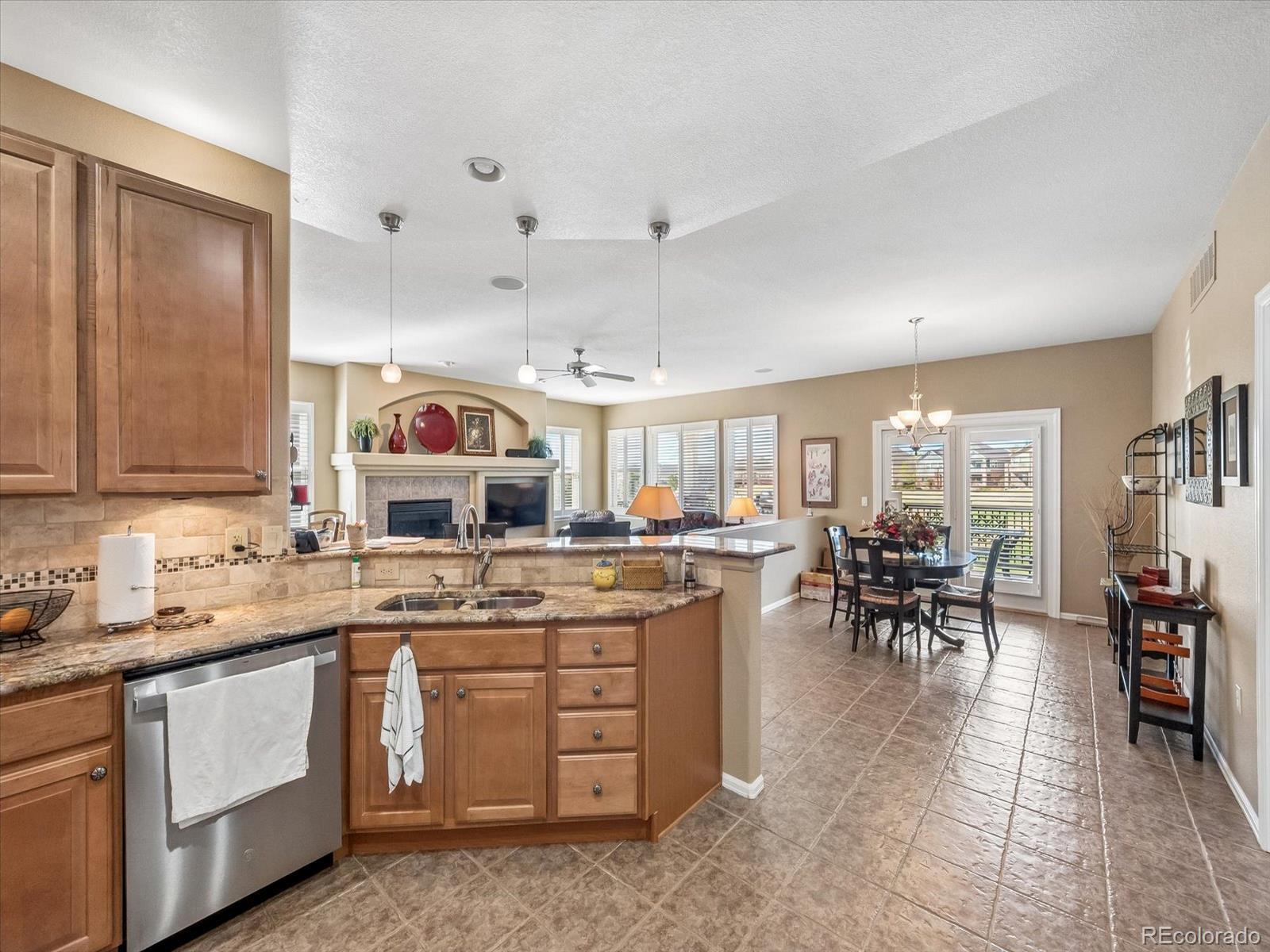MLS Image #13 for 7927 s quemoy way,aurora, Colorado