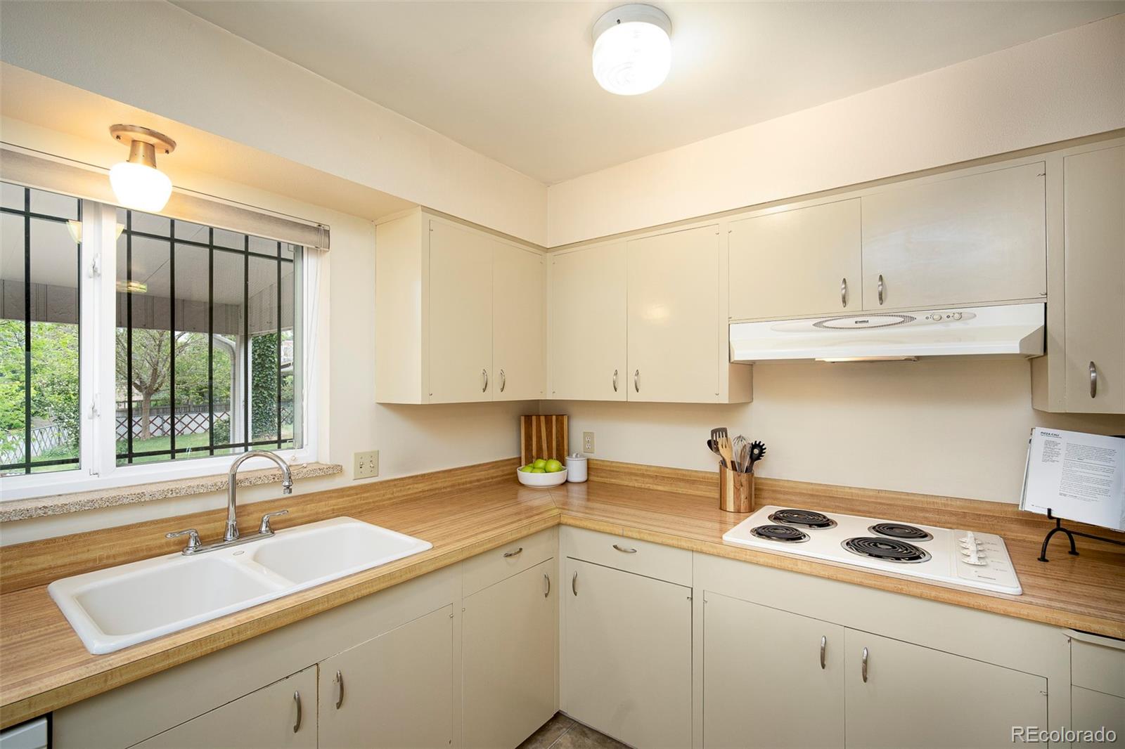 MLS Image #12 for 4090  zephyr drive,wheat ridge, Colorado
