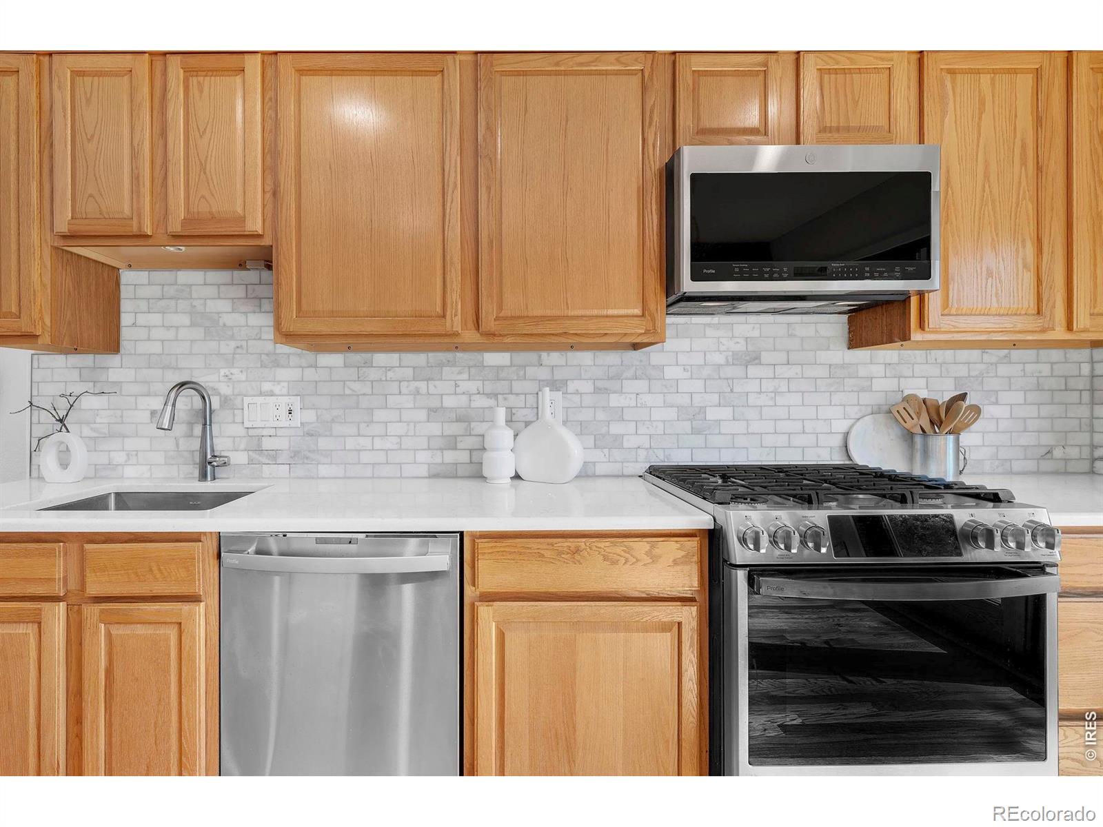MLS Image #10 for 2124 w centennial drive,louisville, Colorado