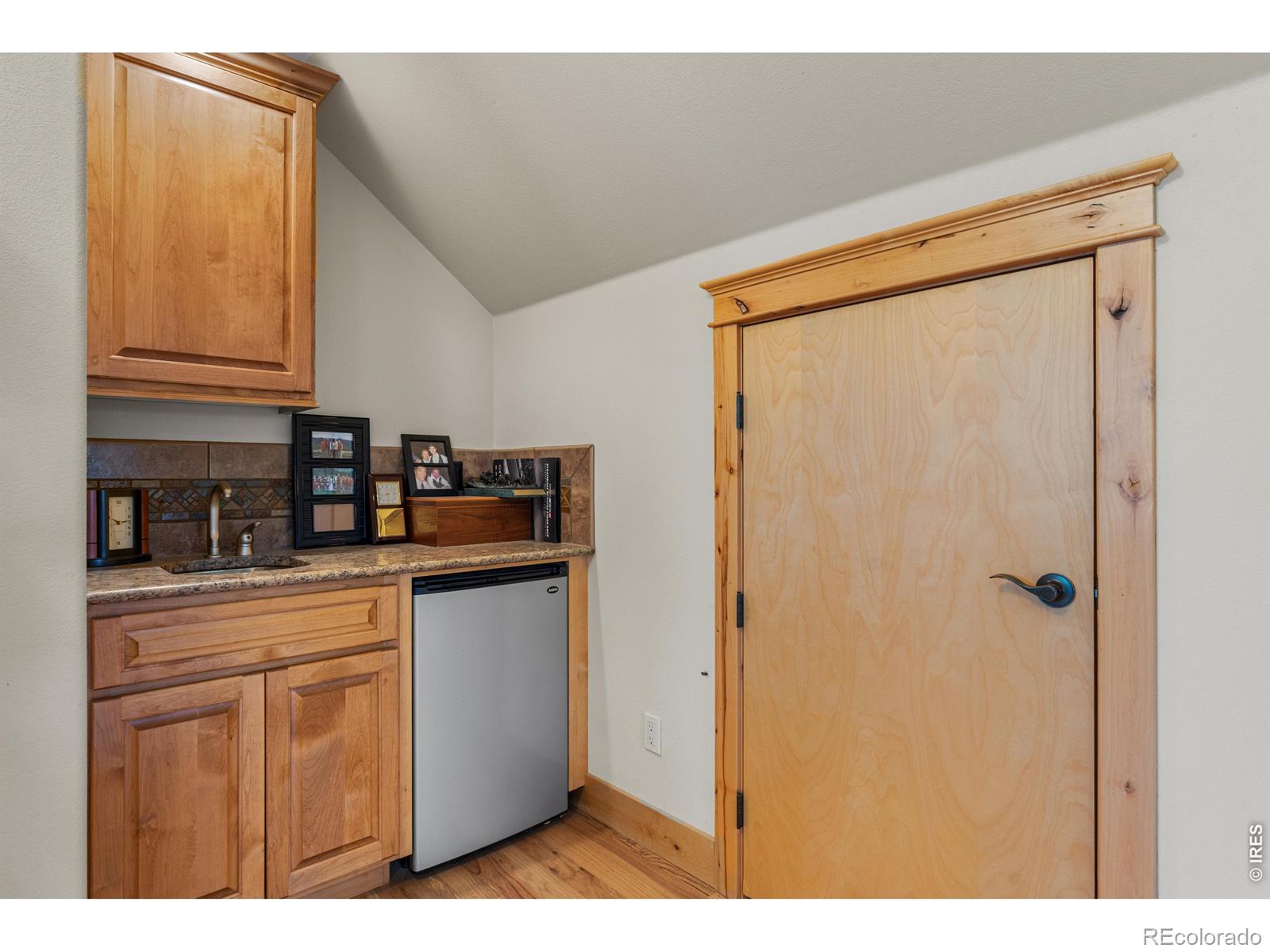 MLS Image #16 for 964  riparian way,fort collins, Colorado