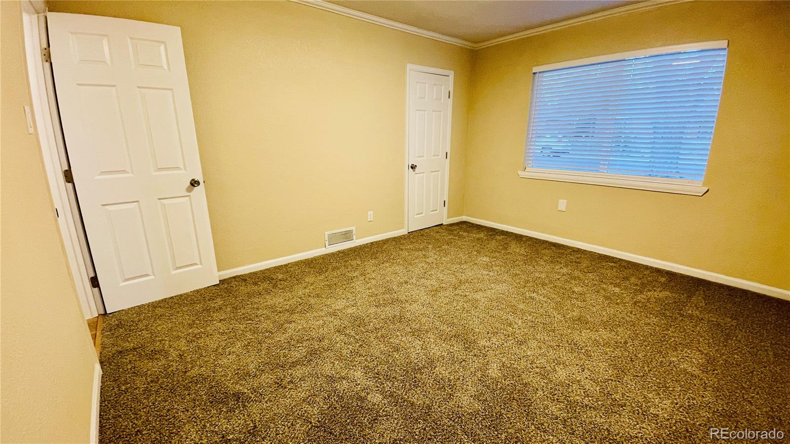MLS Image #13 for 903  quentin street,aurora, Colorado