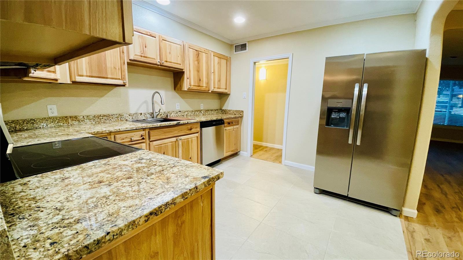 MLS Image #8 for 903  quentin street,aurora, Colorado