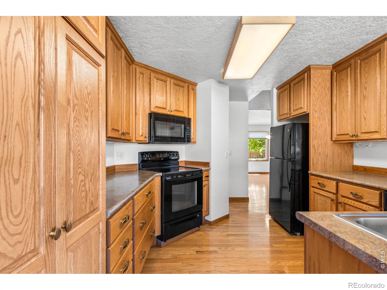 MLS Image #11 for 207 n 44th avenue,greeley, Colorado