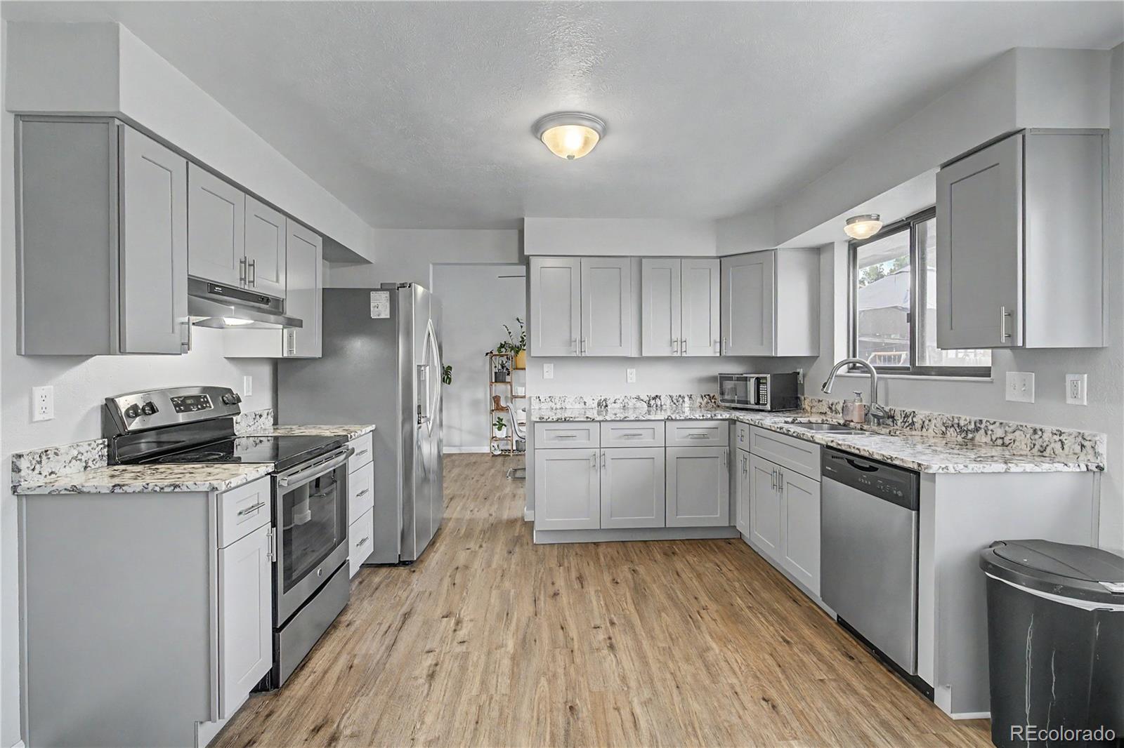 MLS Image #5 for 14955 e arizona place,aurora, Colorado