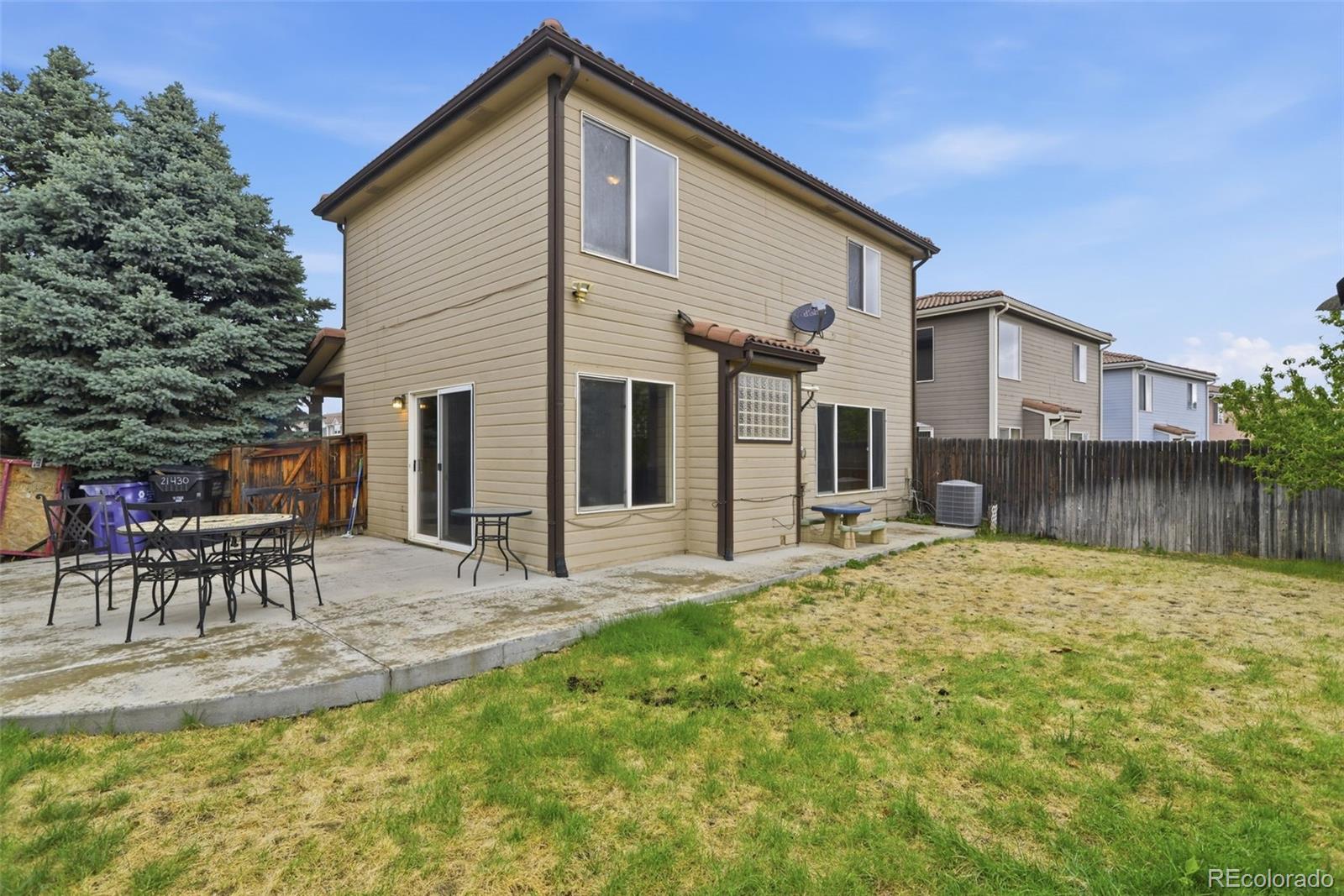 MLS Image #15 for 21430 e 42nd avenue,denver, Colorado