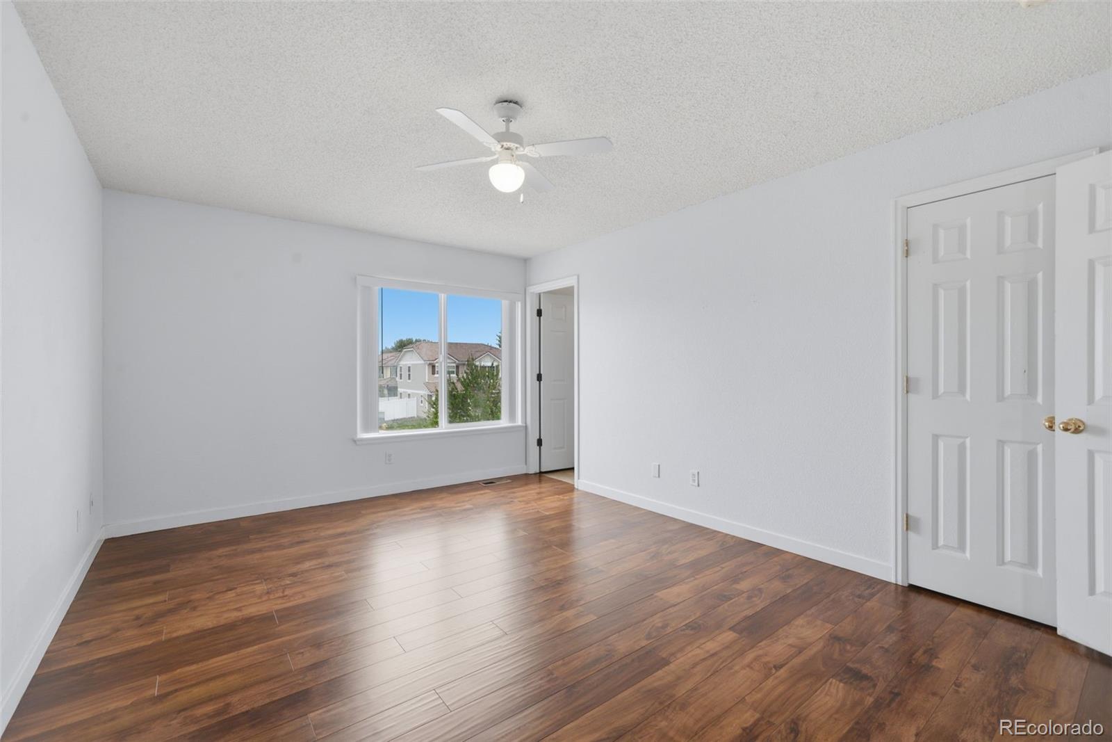 MLS Image #8 for 21430 e 42nd avenue,denver, Colorado