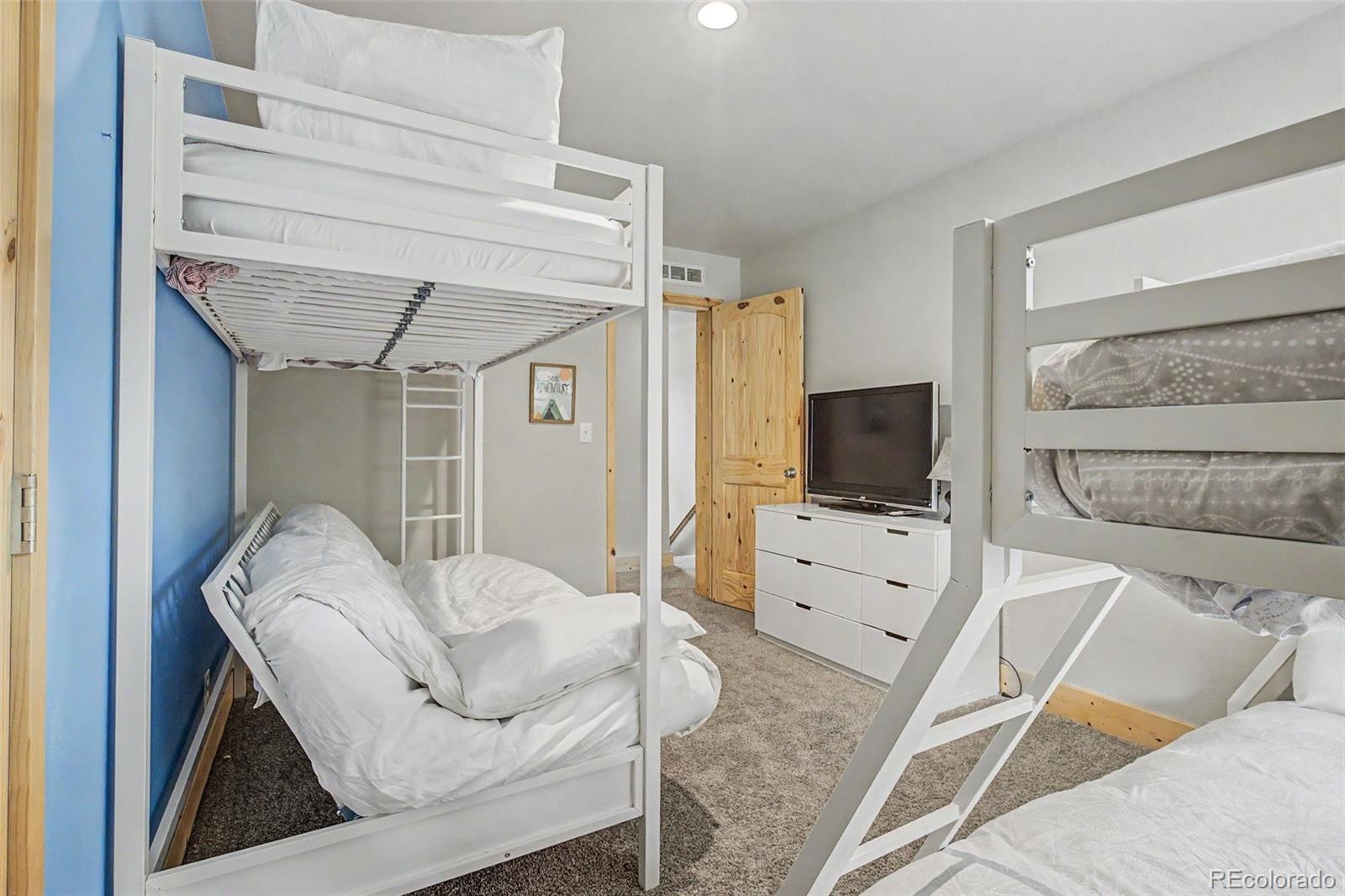 MLS Image #33 for 635  wapiti drive,fraser, Colorado