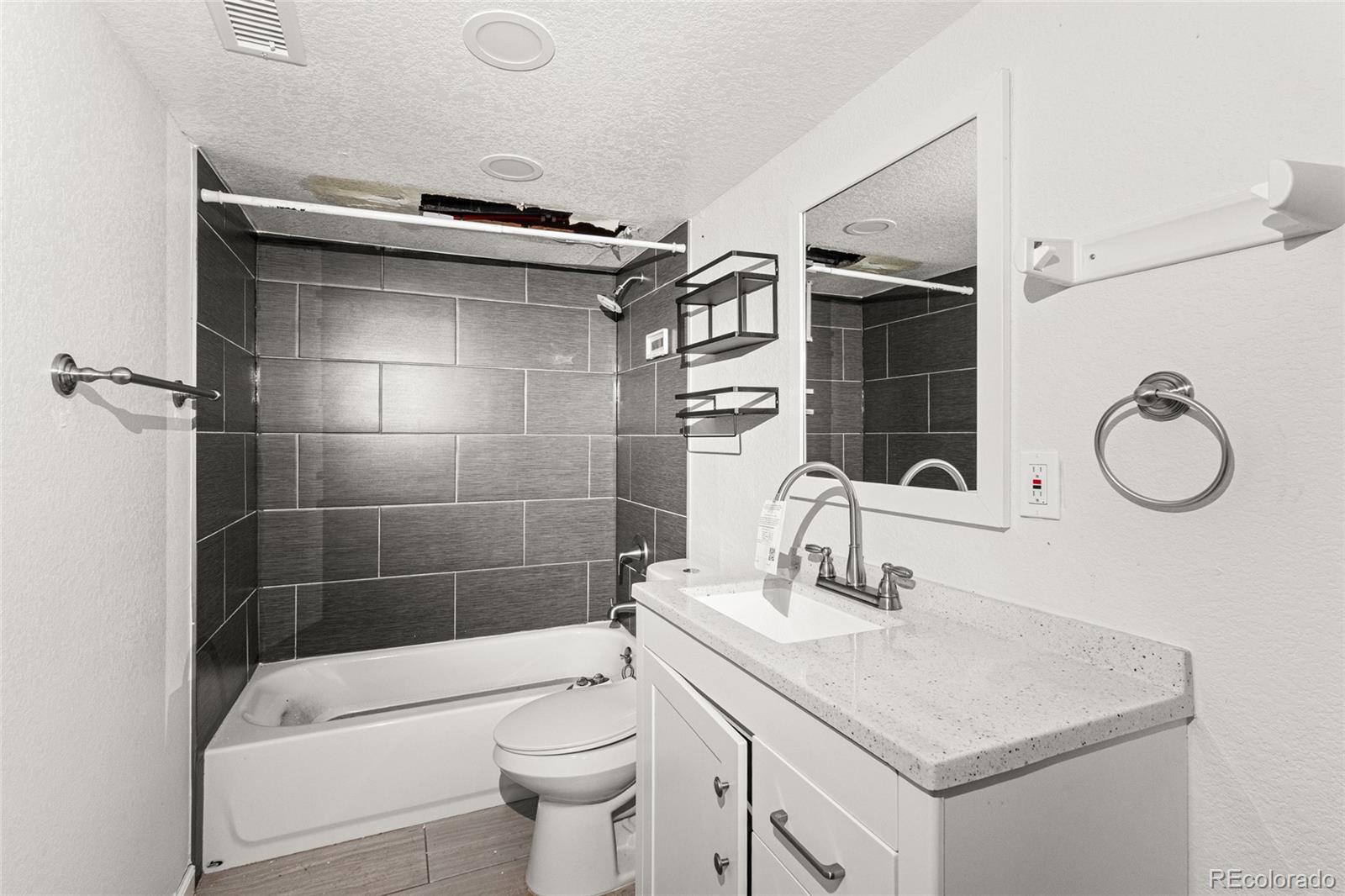 MLS Image #32 for 6825 e martin luther king jr boulevard,denver, Colorado