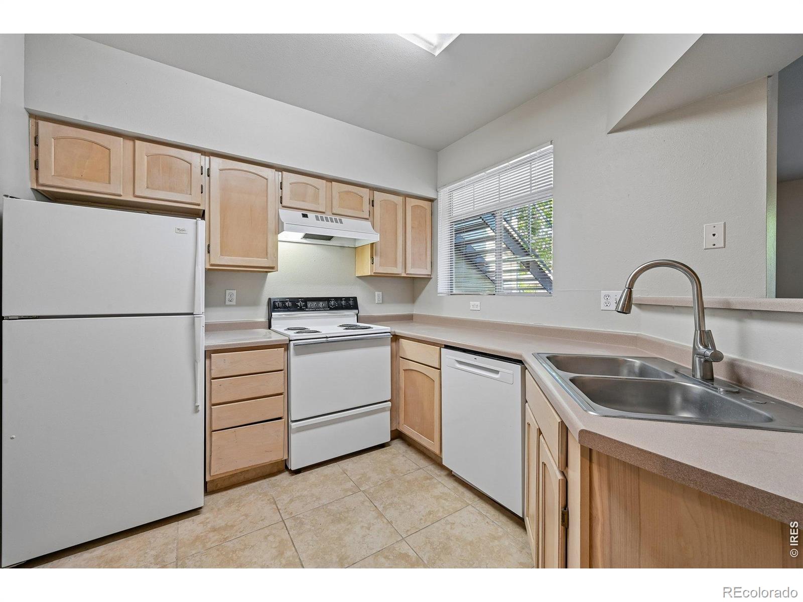 MLS Image #10 for 730  copper lane,louisville, Colorado
