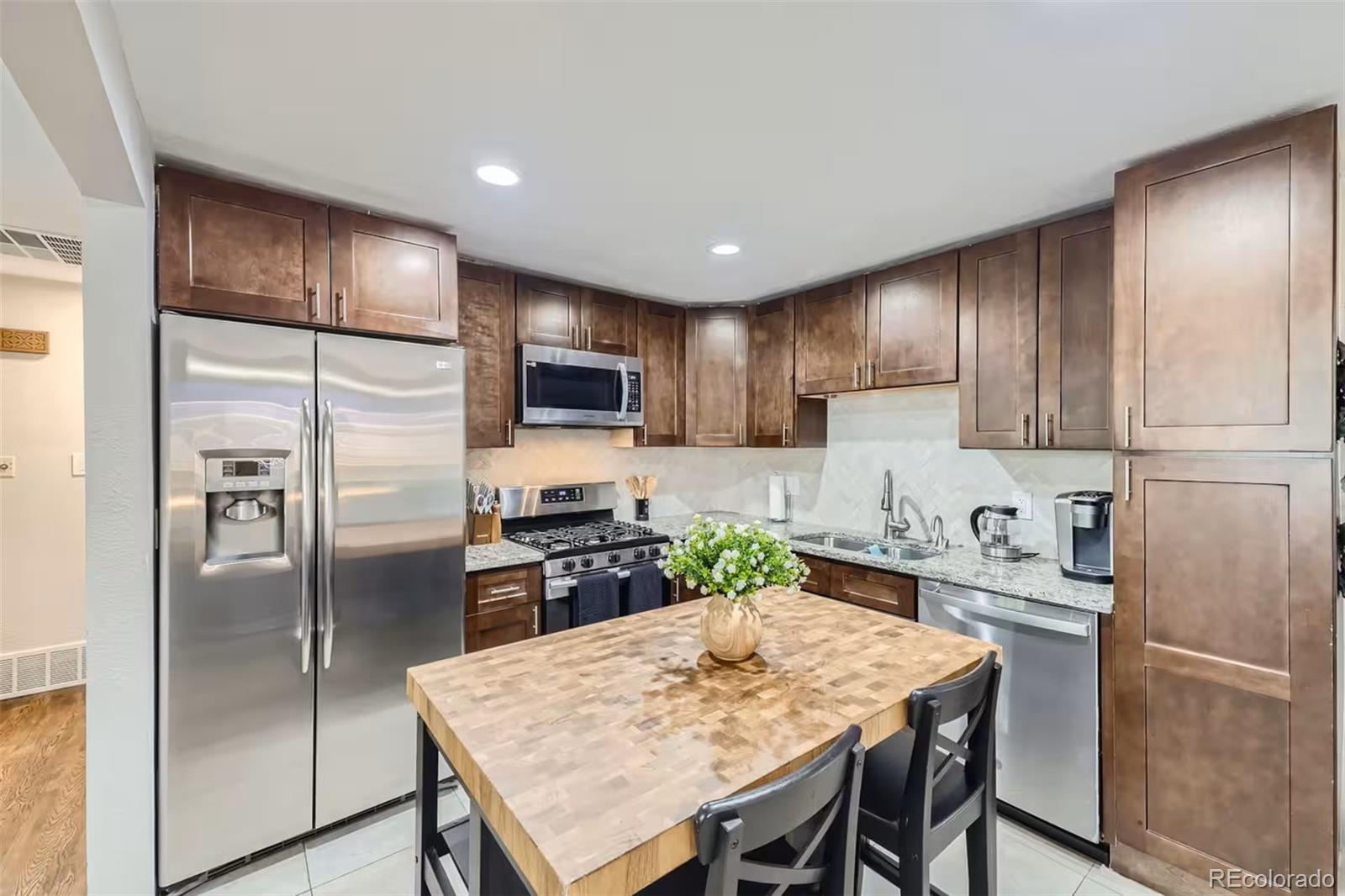 MLS Image #6 for 6718 w 70th place,arvada, Colorado
