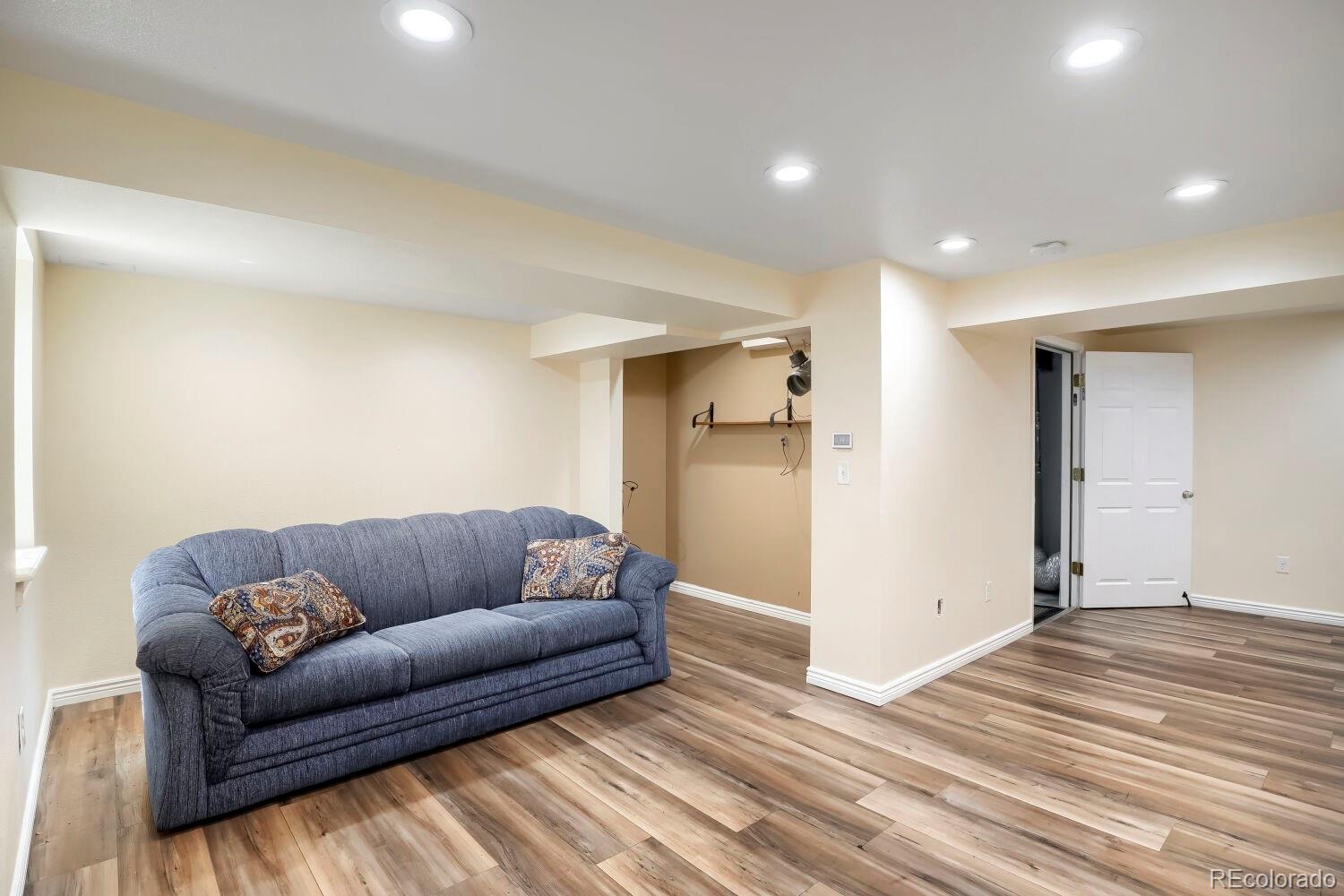 MLS Image #16 for 11410 e bates court,aurora, Colorado