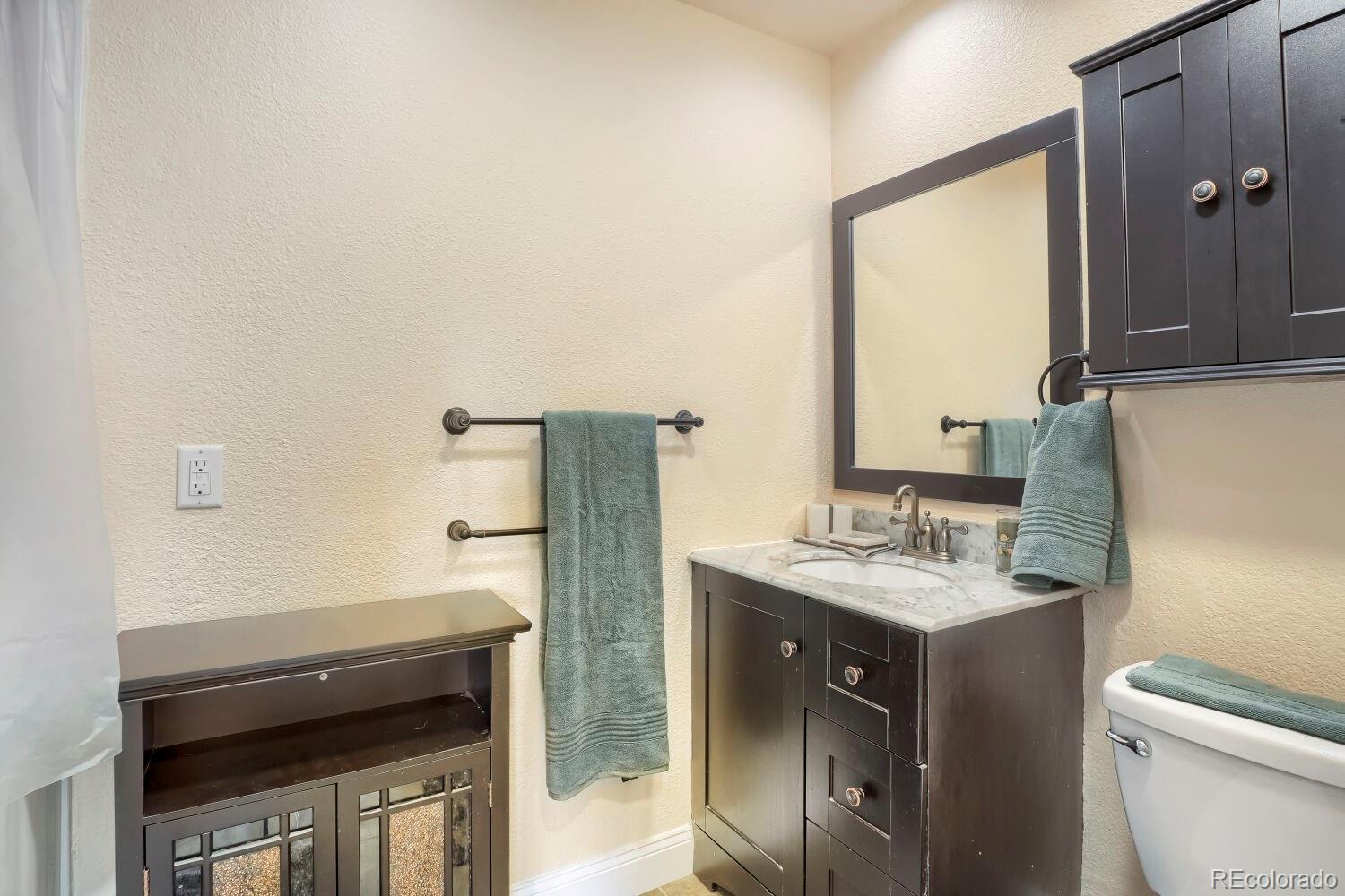 MLS Image #17 for 11410 e bates court,aurora, Colorado