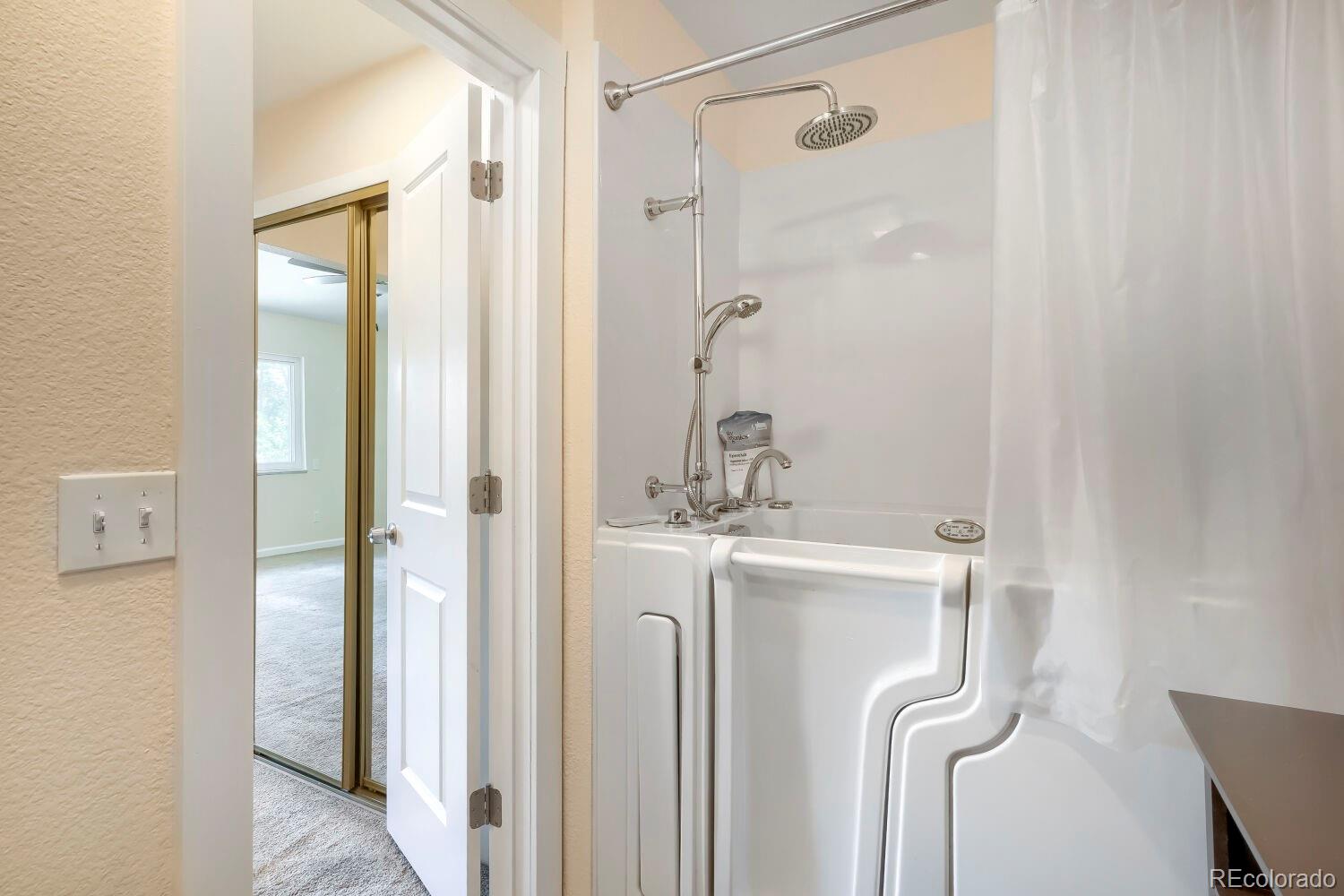 MLS Image #18 for 11410 e bates court,aurora, Colorado