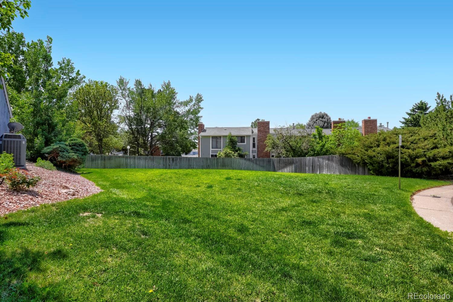 MLS Image #20 for 11410 e bates court,aurora, Colorado