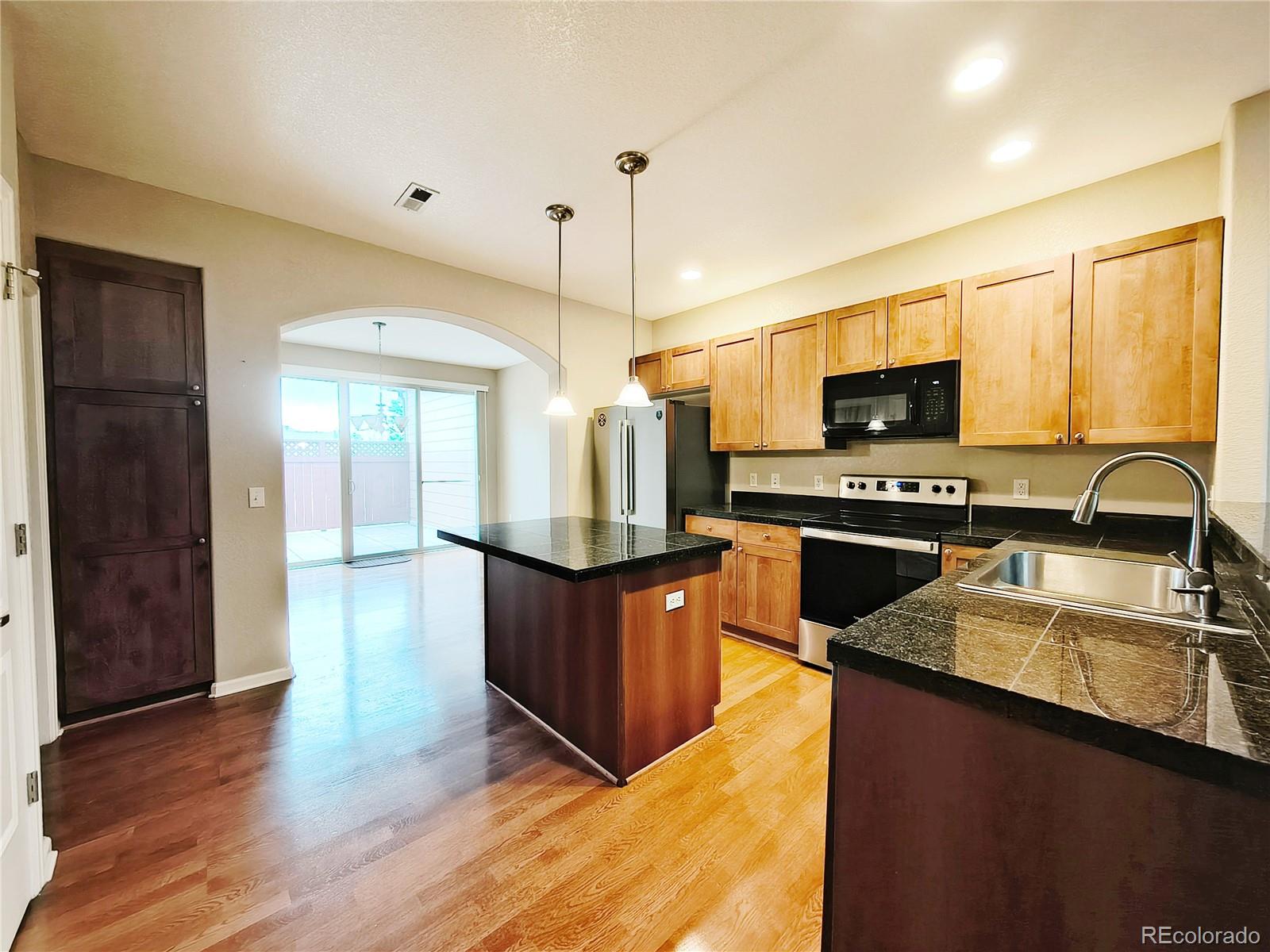 MLS Image #5 for 8555  gold peak drive,highlands ranch, Colorado