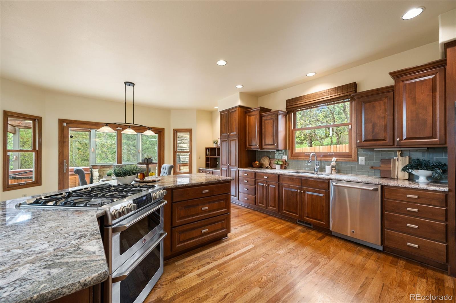 MLS Image #8 for 4530  churchill court,colorado springs, Colorado