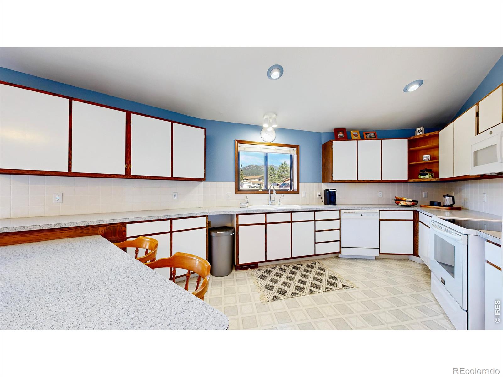 MLS Image #5 for 2408  longview drive,estes park, Colorado
