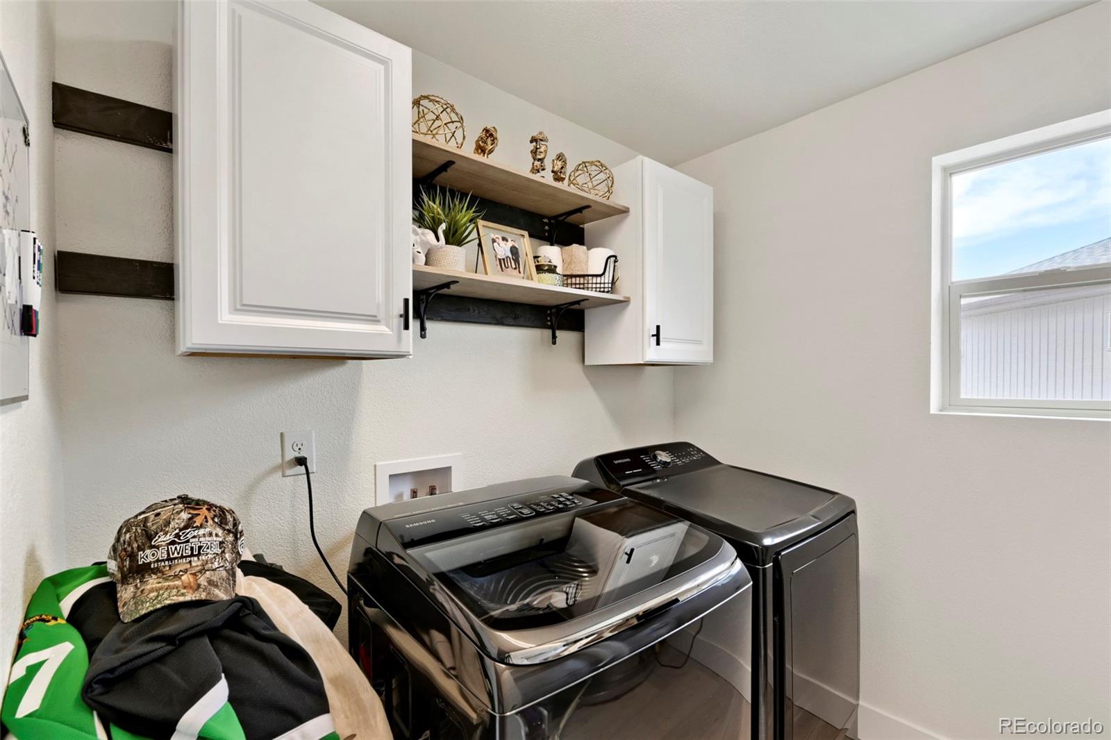 MLS Image #14 for 19118 e 54th place,denver, Colorado