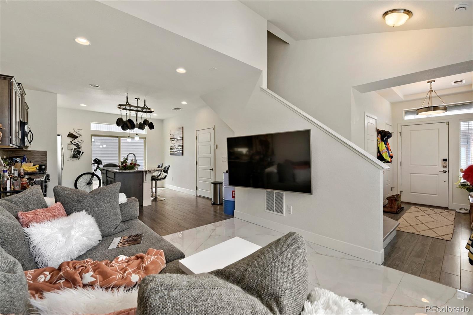 MLS Image #3 for 19118 e 54th place,denver, Colorado