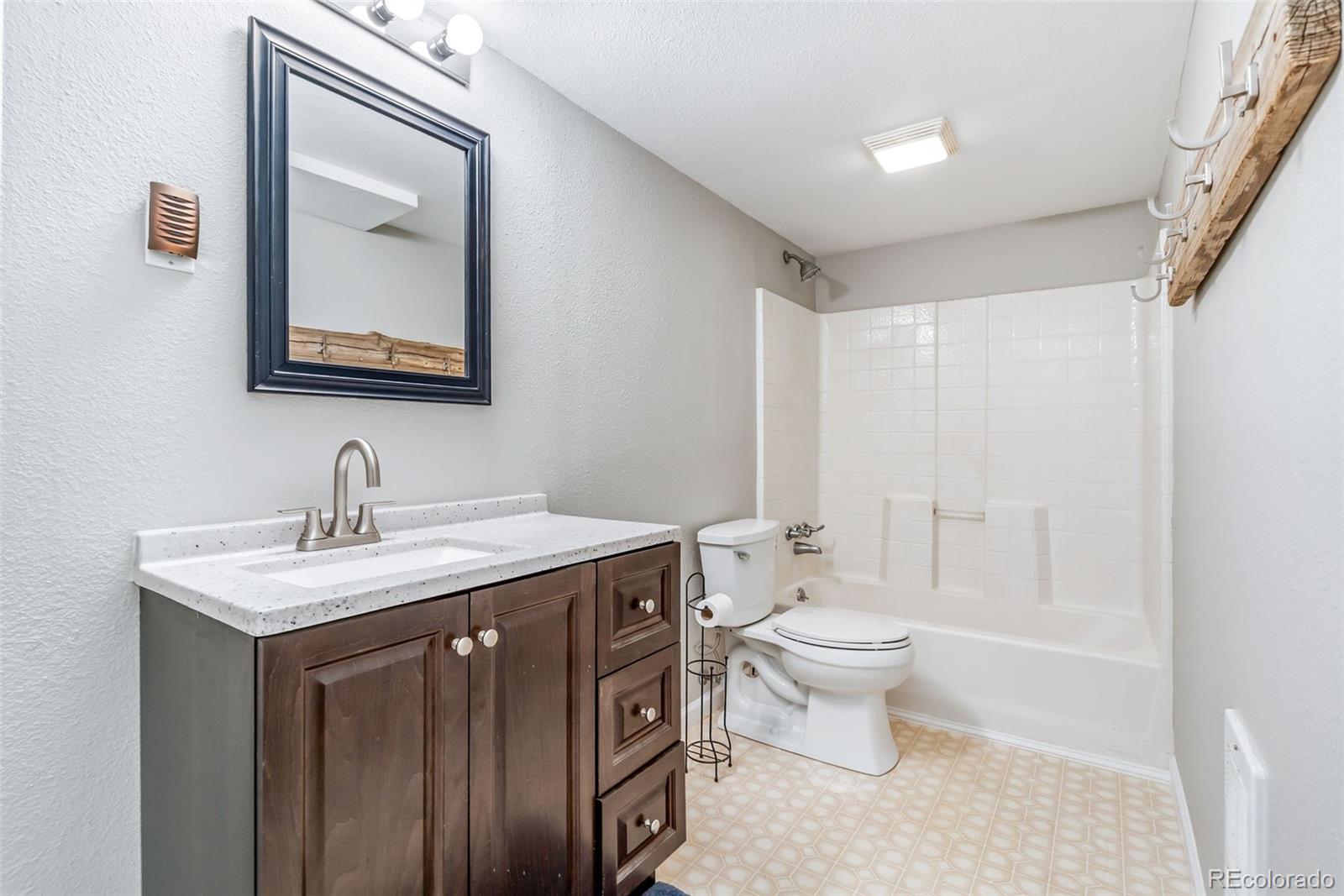 MLS Image #21 for 812  brookside drive,longmont, Colorado