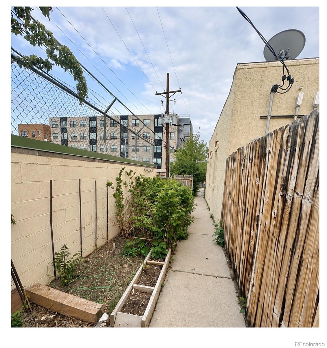 MLS Image #9 for 3049 w 18th avenue,denver, Colorado