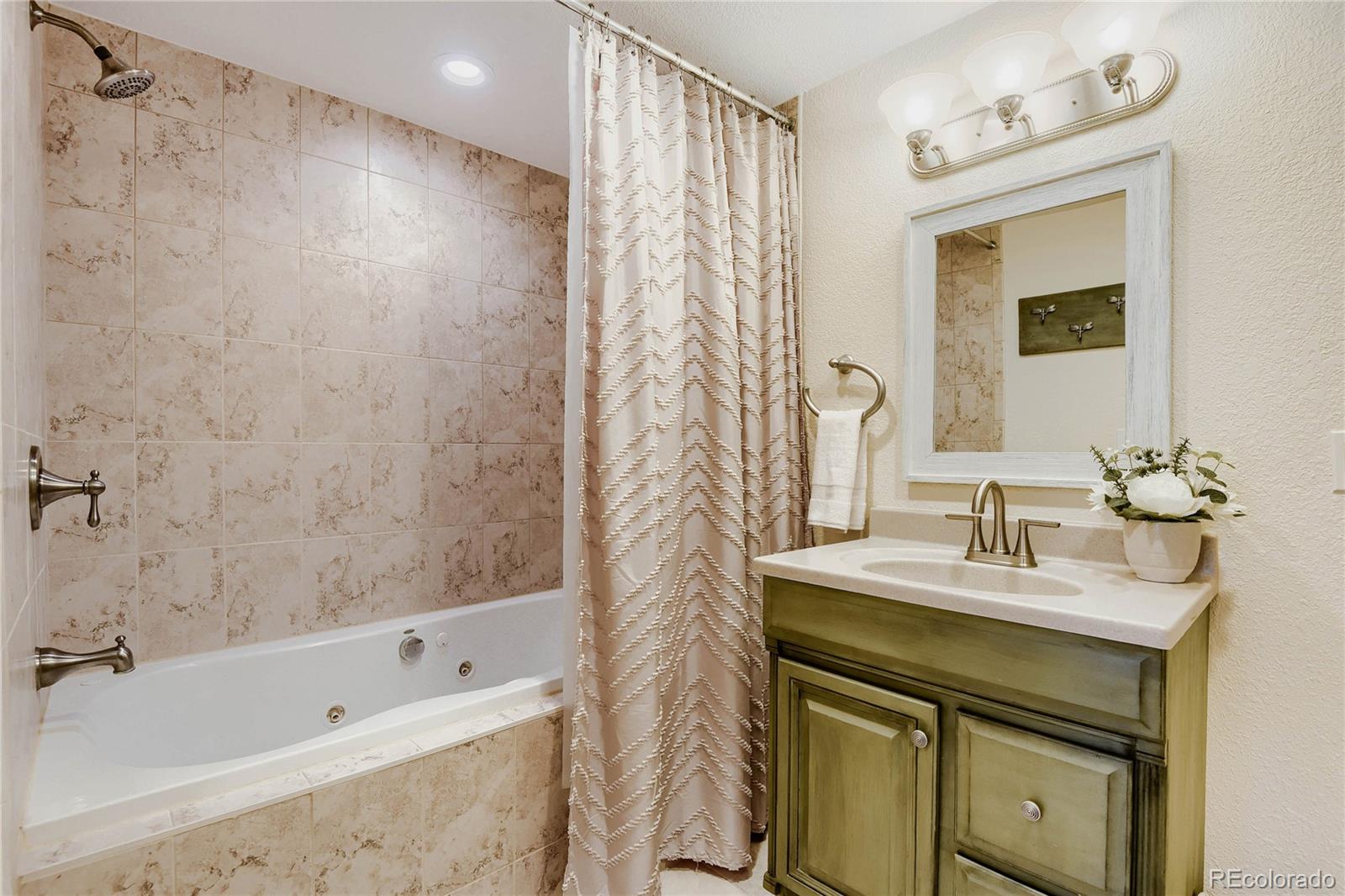 MLS Image #25 for 11848 e maplewood avenue,greenwood village, Colorado
