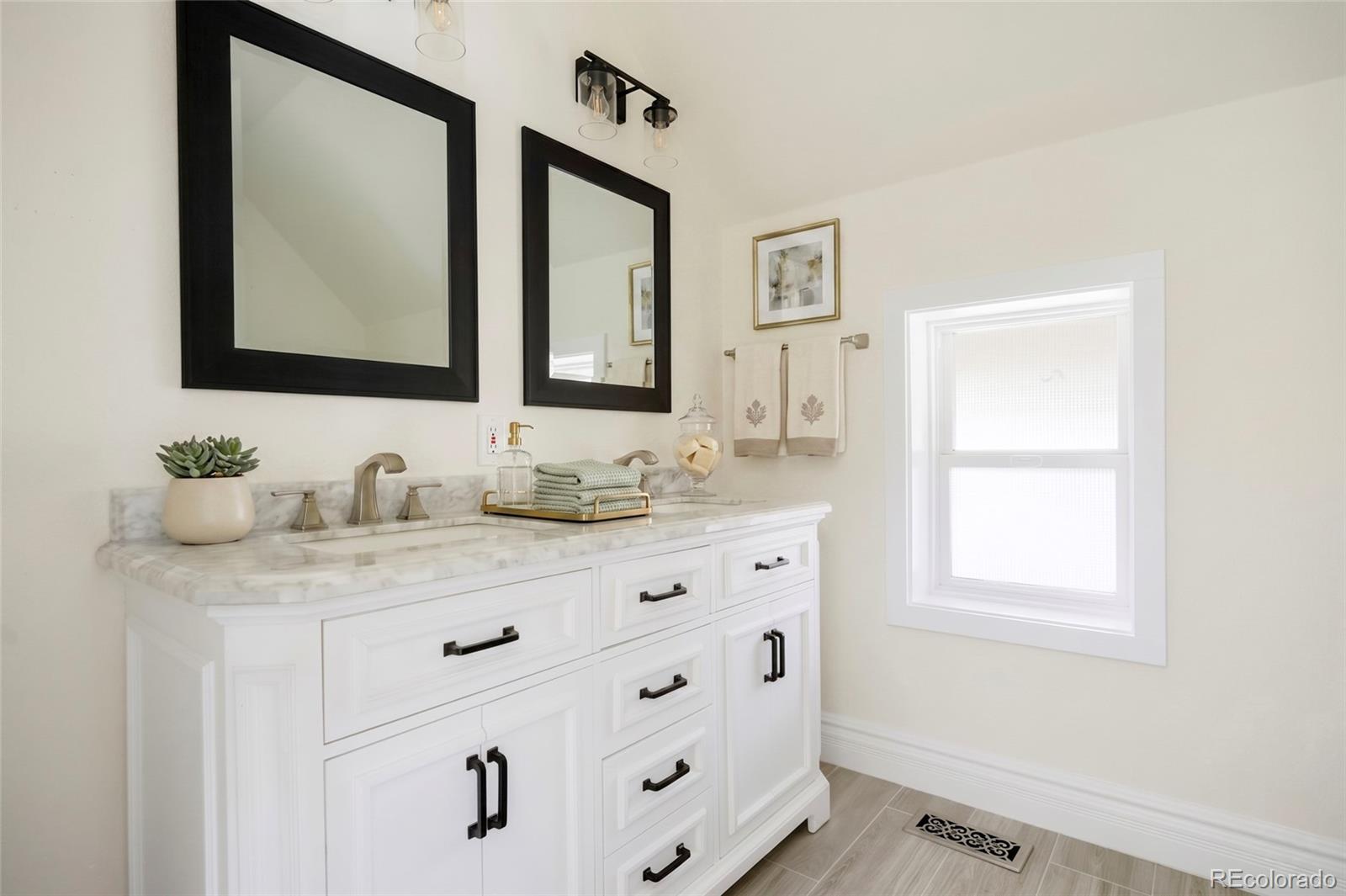MLS Image #26 for 228 w 1st avenue,denver, Colorado