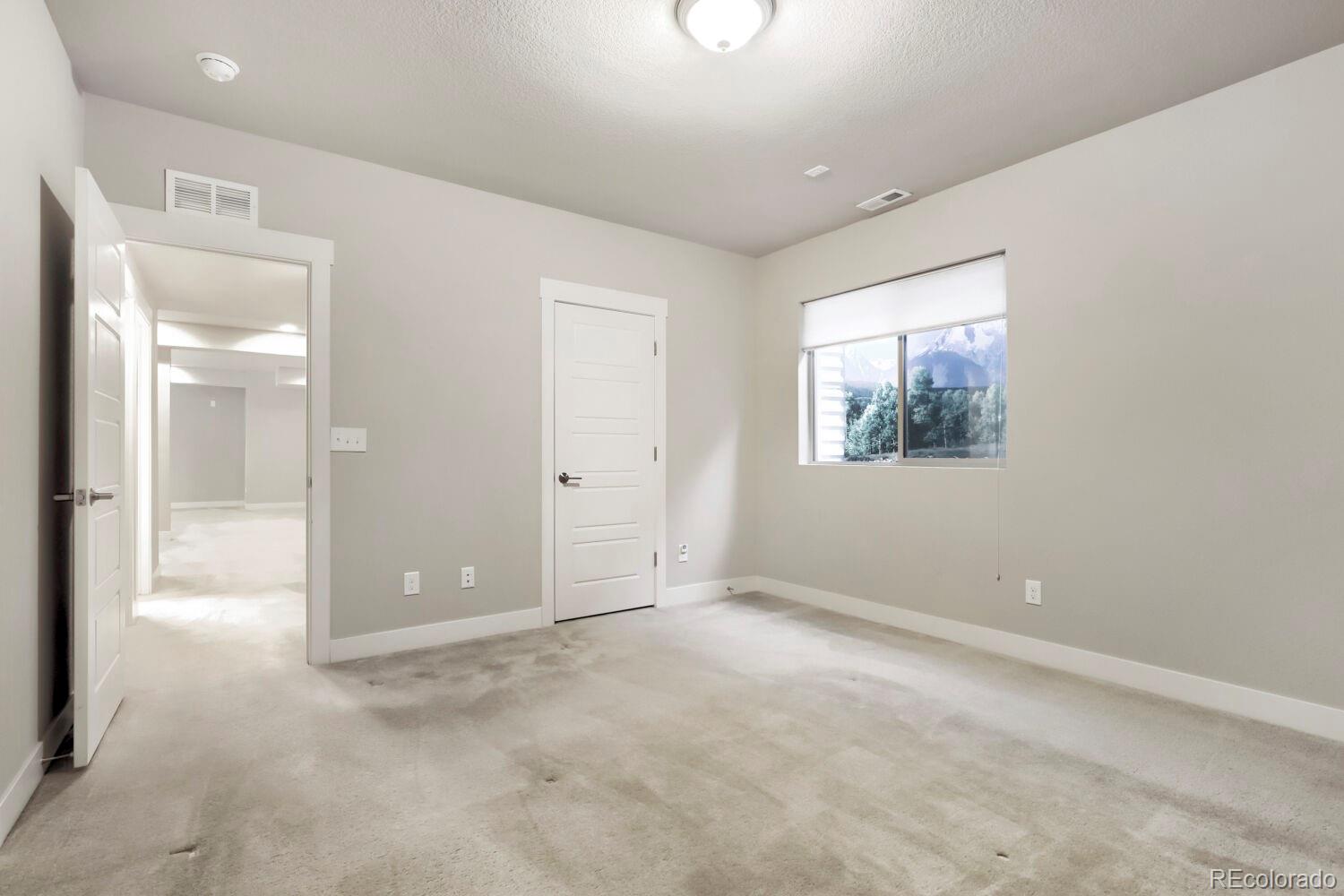 MLS Image #29 for 5434 n verbena street,denver, Colorado