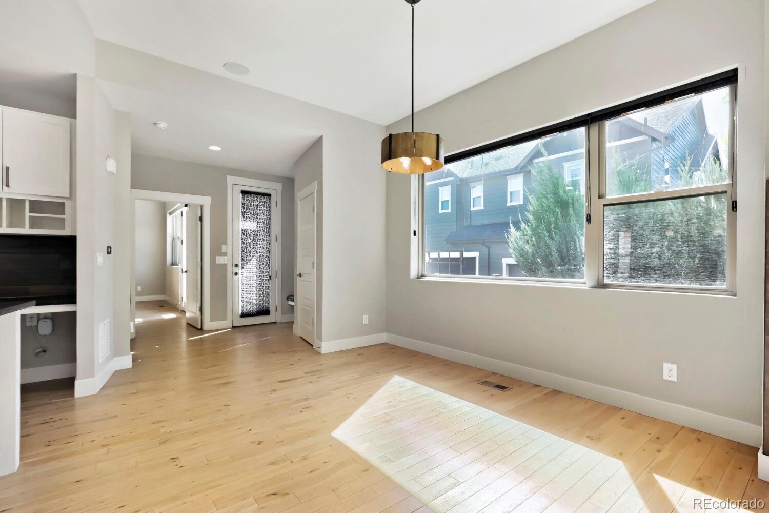 MLS Image #5 for 5434 n verbena street,denver, Colorado