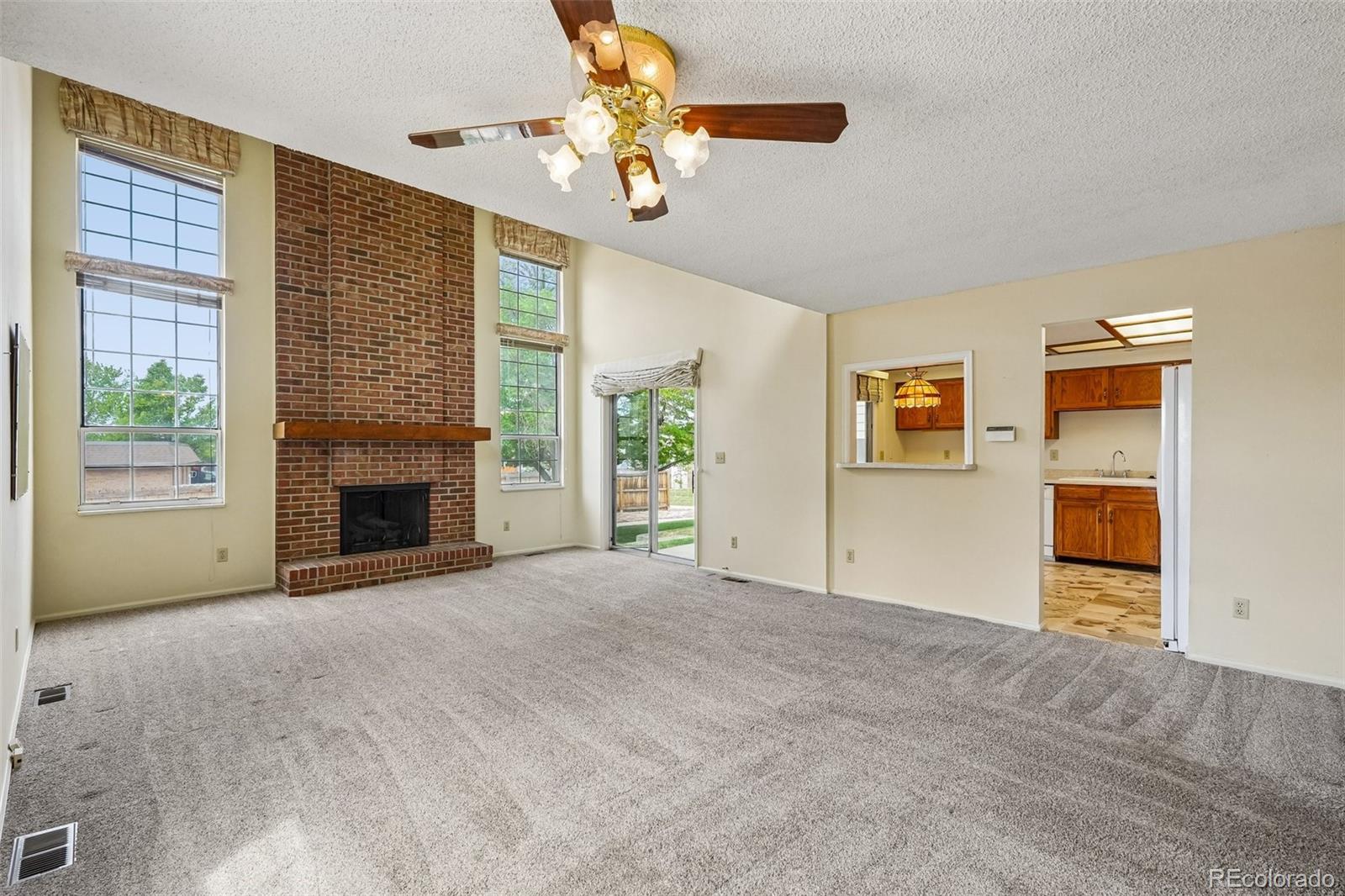 MLS Image #2 for 14224 e baltic circle ,aurora, Colorado