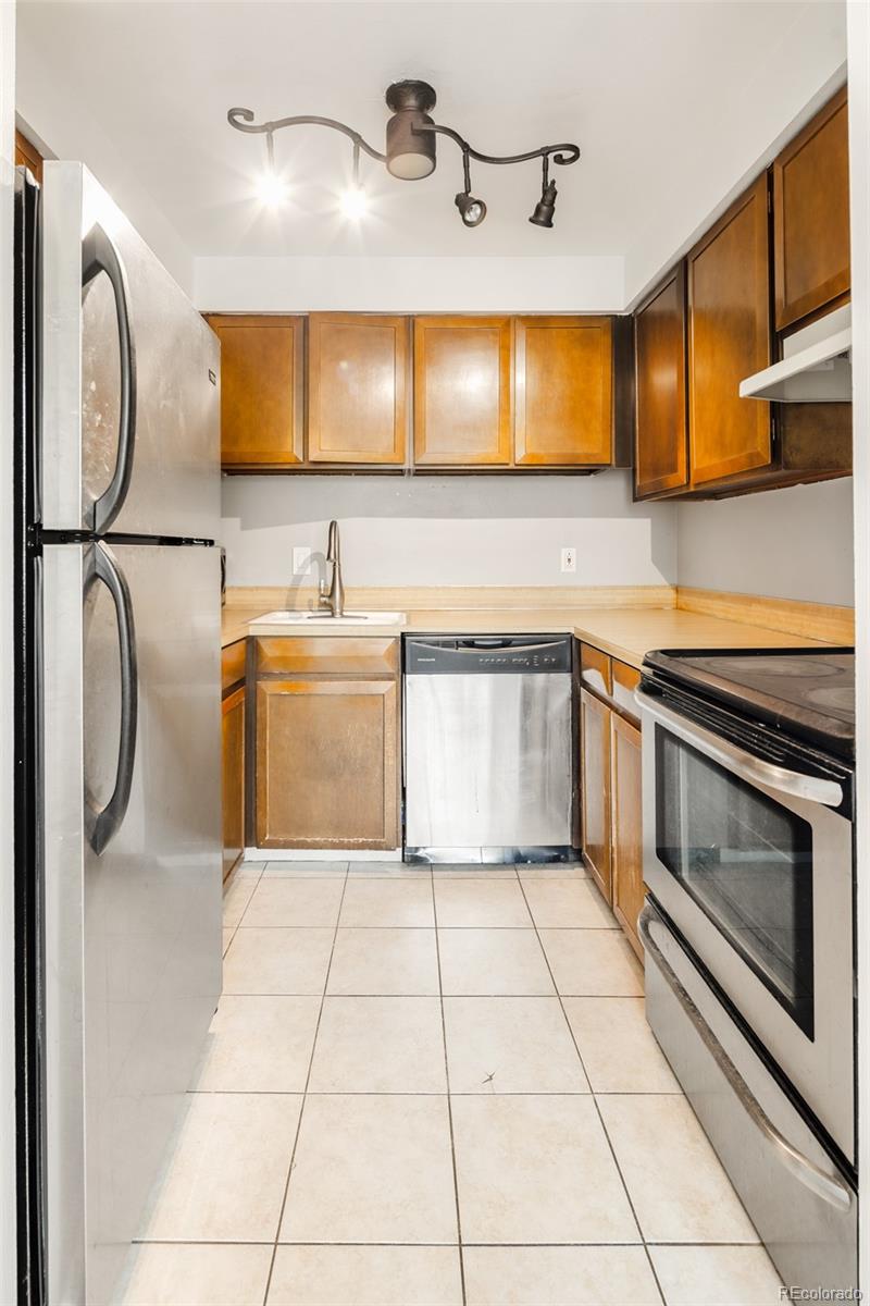 MLS Image #10 for 1260  york street,denver, Colorado