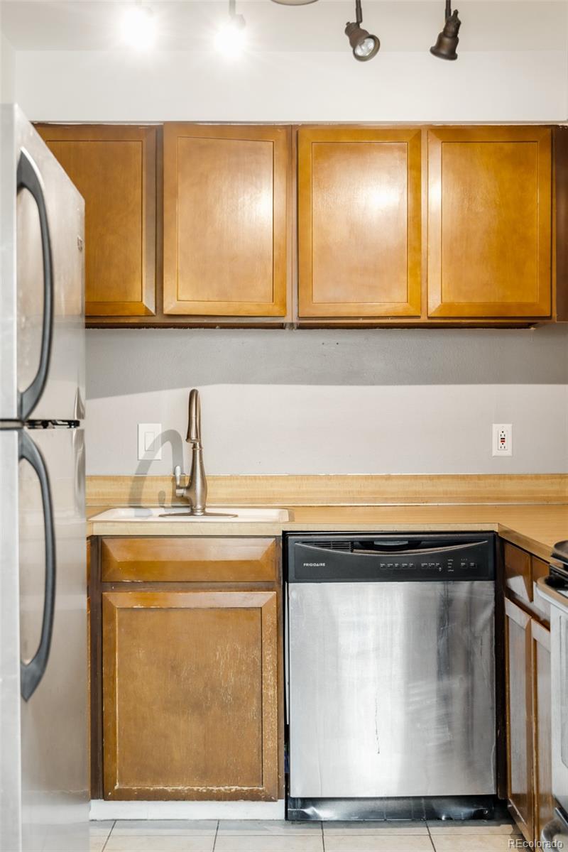 MLS Image #12 for 1260  york street,denver, Colorado