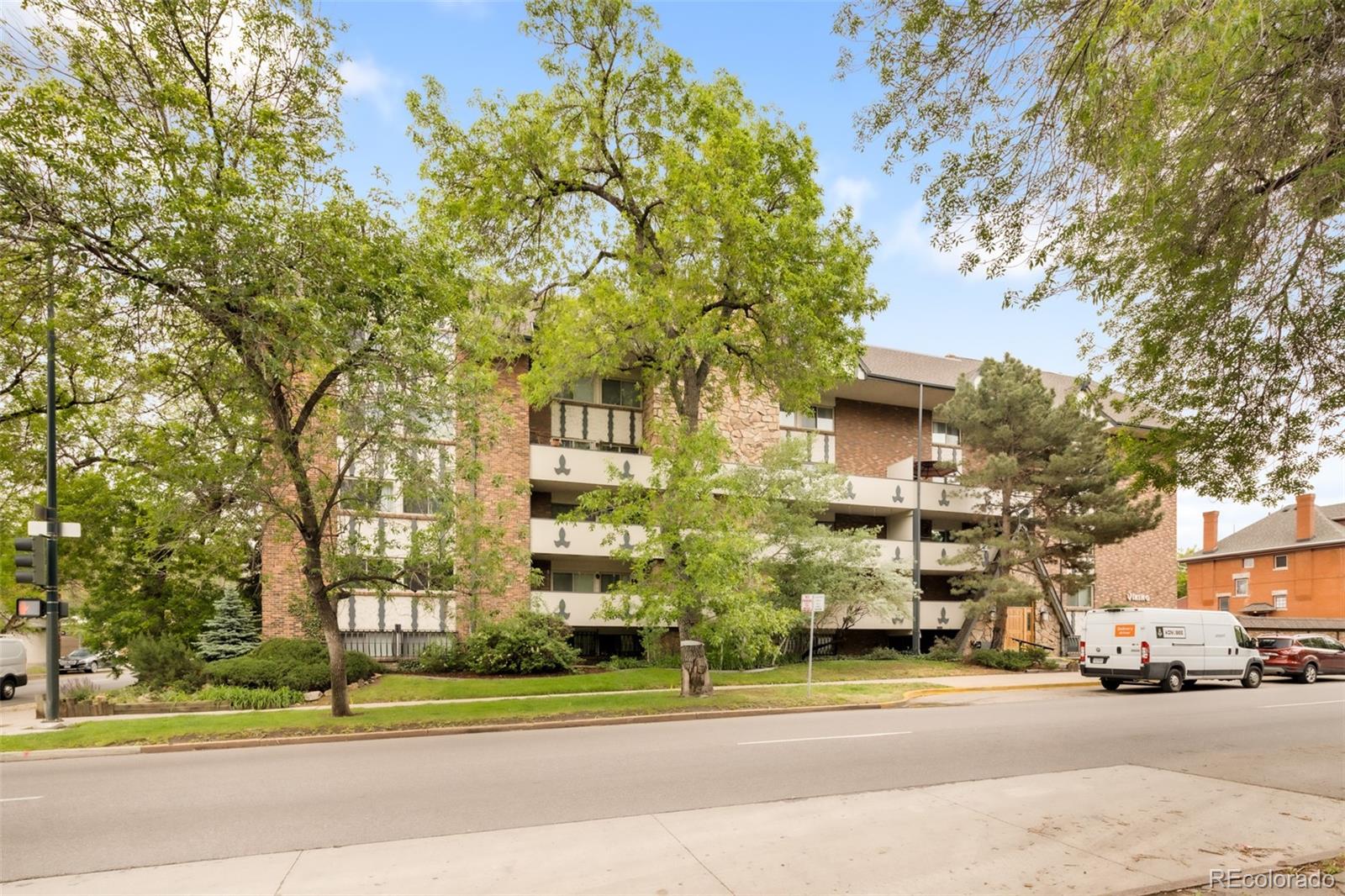 MLS Image #18 for 1260  york street,denver, Colorado